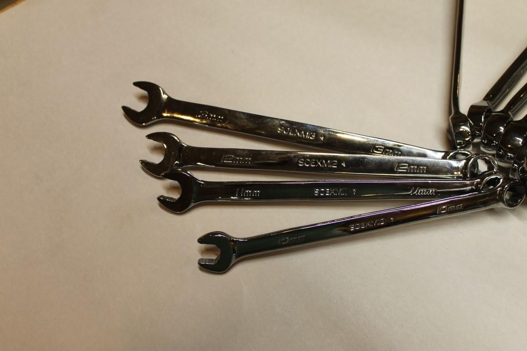 Snap-On SOEXM710 10 pc Metric Flank Drive Plus Combination Wrench Set 10-19mm ^