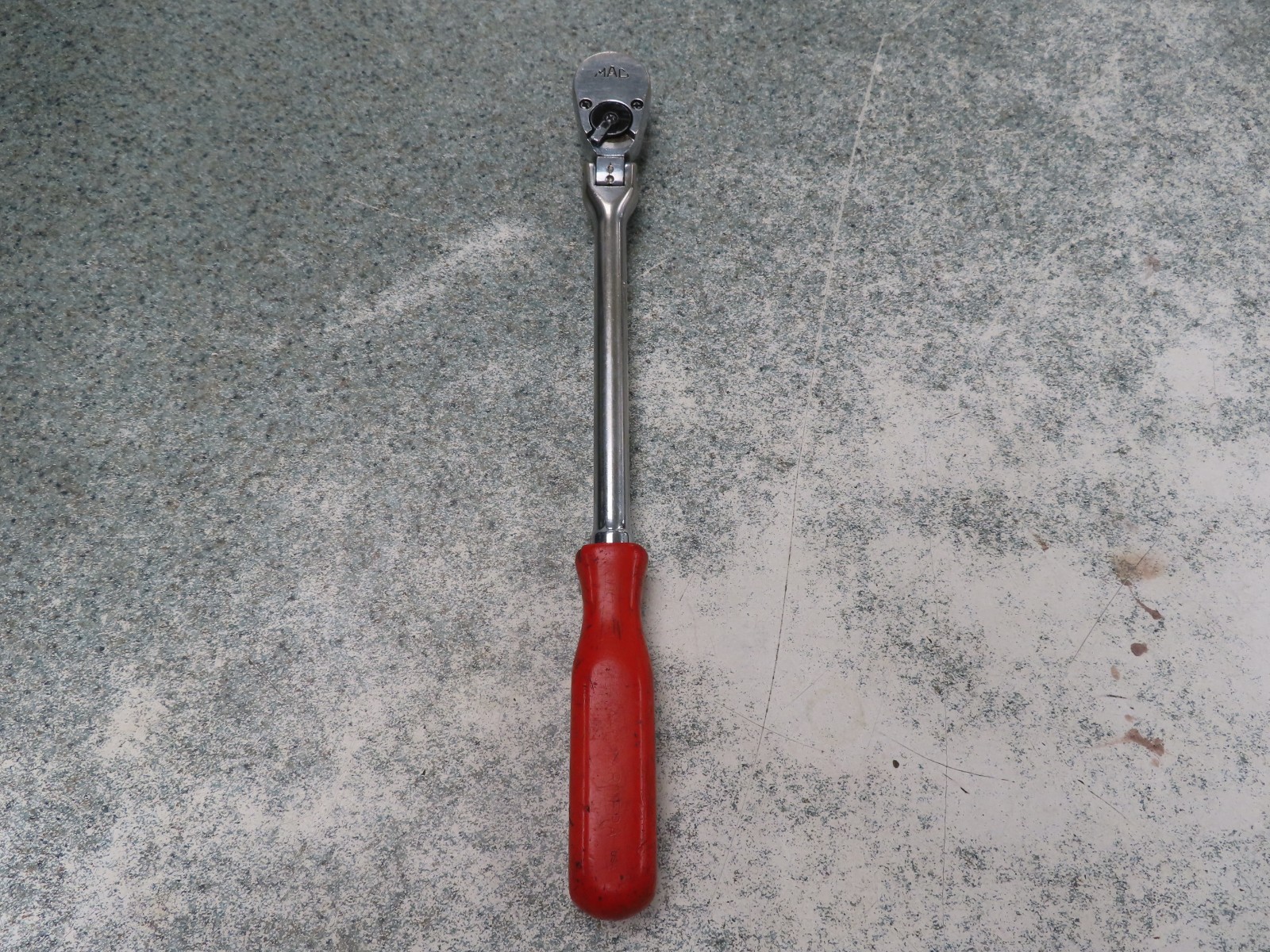 MAC TOOLS XR11FPA 12″ Long Classic Hard-Handle Flex-Head Ratchet Red USA Made