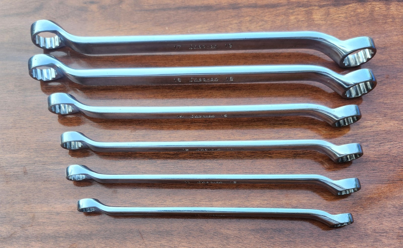 Snap On XBM1011-1719 10-19mm 12 Point 6 Piece 10° Offset Box End Wrench Set USA