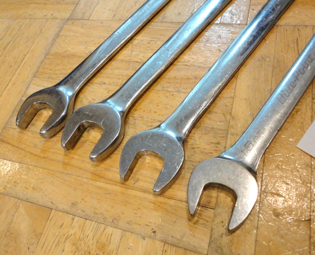 BLUE-POINT TOOLS 4 PC. METRIC RATCHETING REVERSABLE WRENCHES 16, 17, 18, 19MM