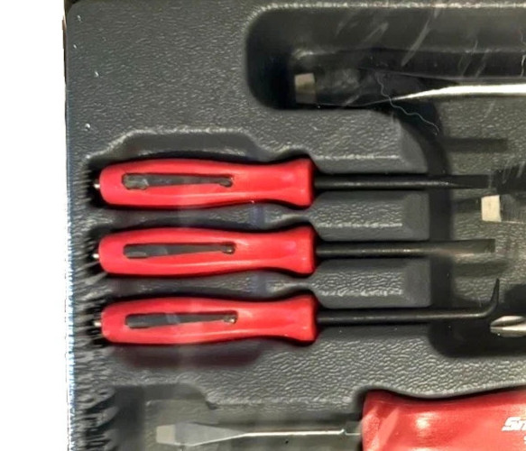 Snap On 10pc RED Hard Handle Combination Screwdriver Prybar Set SDDDPBX100R New