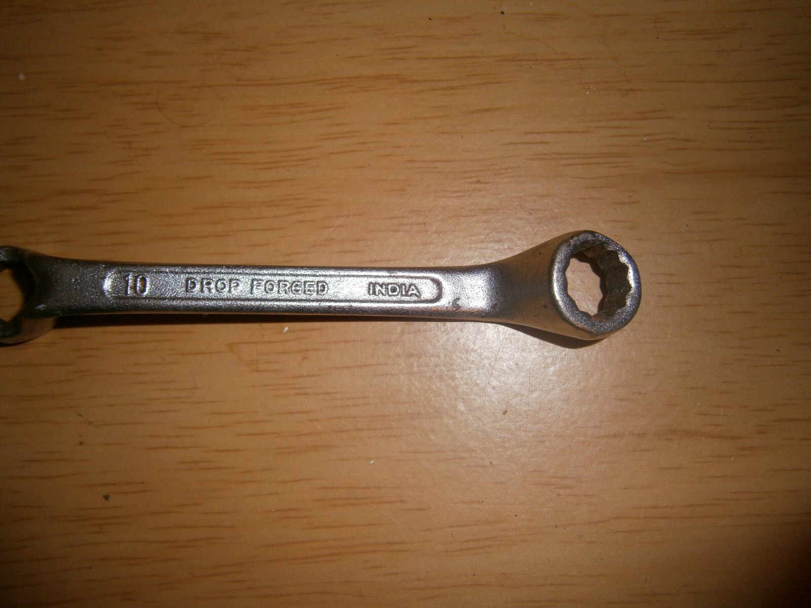Vintage silver tone spanner. 10mm & 11mm ends (E6b)