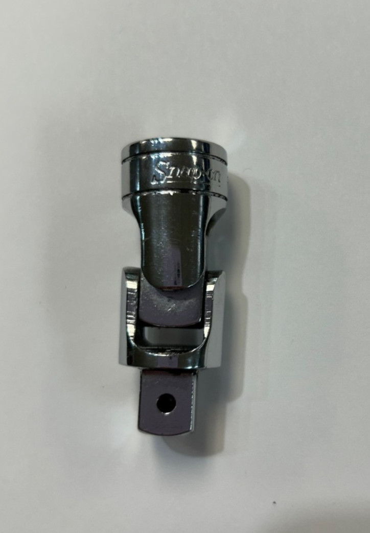 Snap On Tool FU8A 3/8″ Drive Friction Ball Universal Swivel Joint Socket Adapter