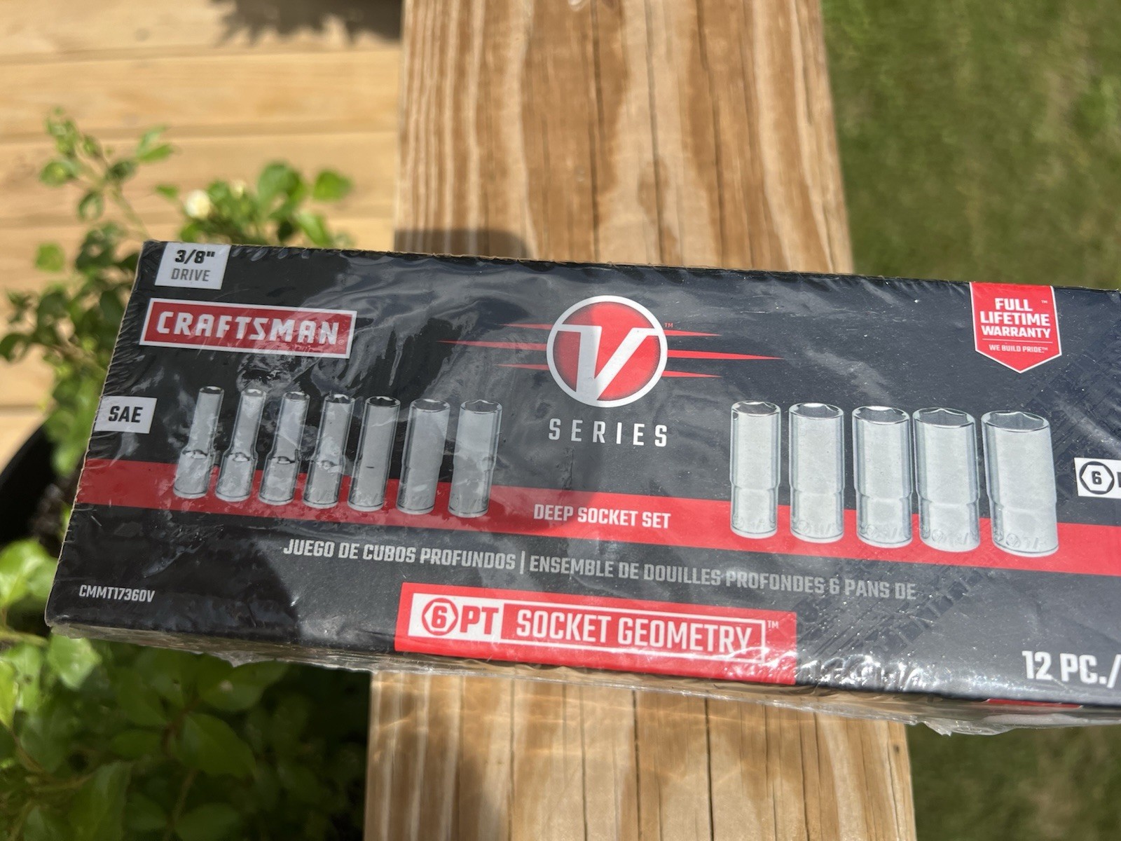 CRAFTSMAN V-SERIES 3/8 in LongFlex Head Ratchet Deep SAE Socket Set (CMMT86323V)