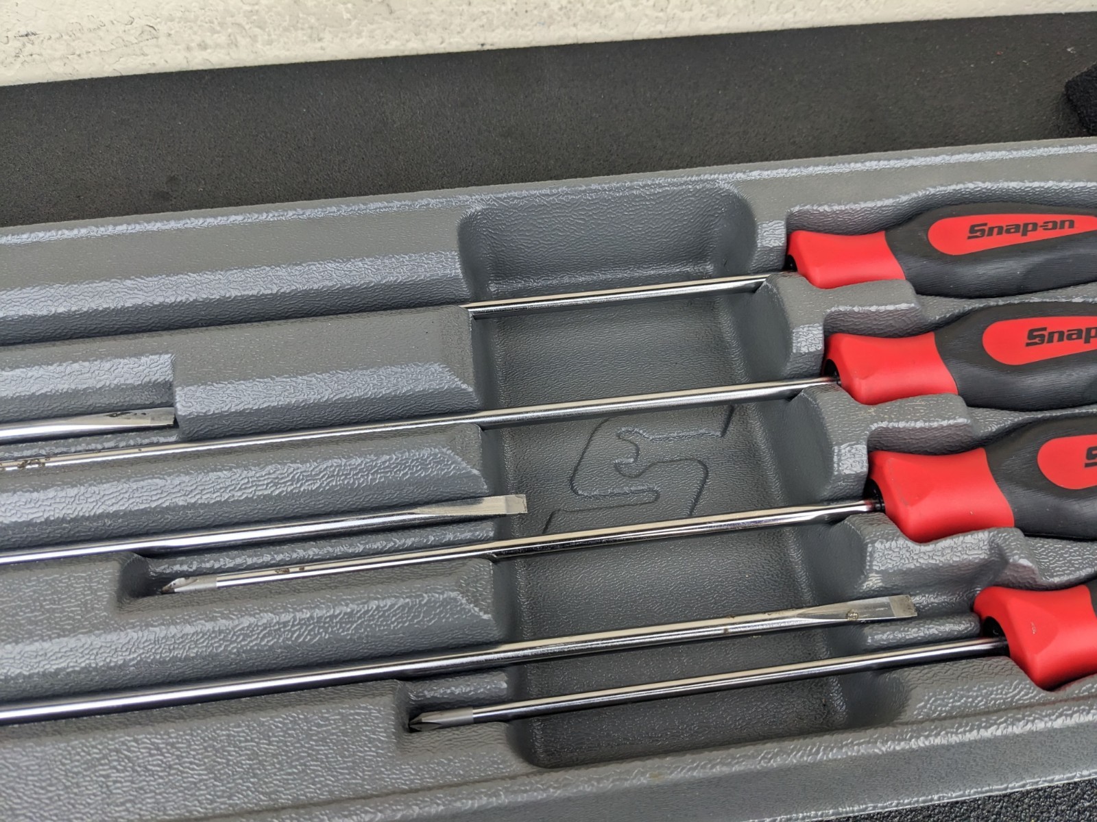 #bo456 Snap-on RED Instinct Soft Handled 8pc Cabinet Screwdriver Set SGDXL80B