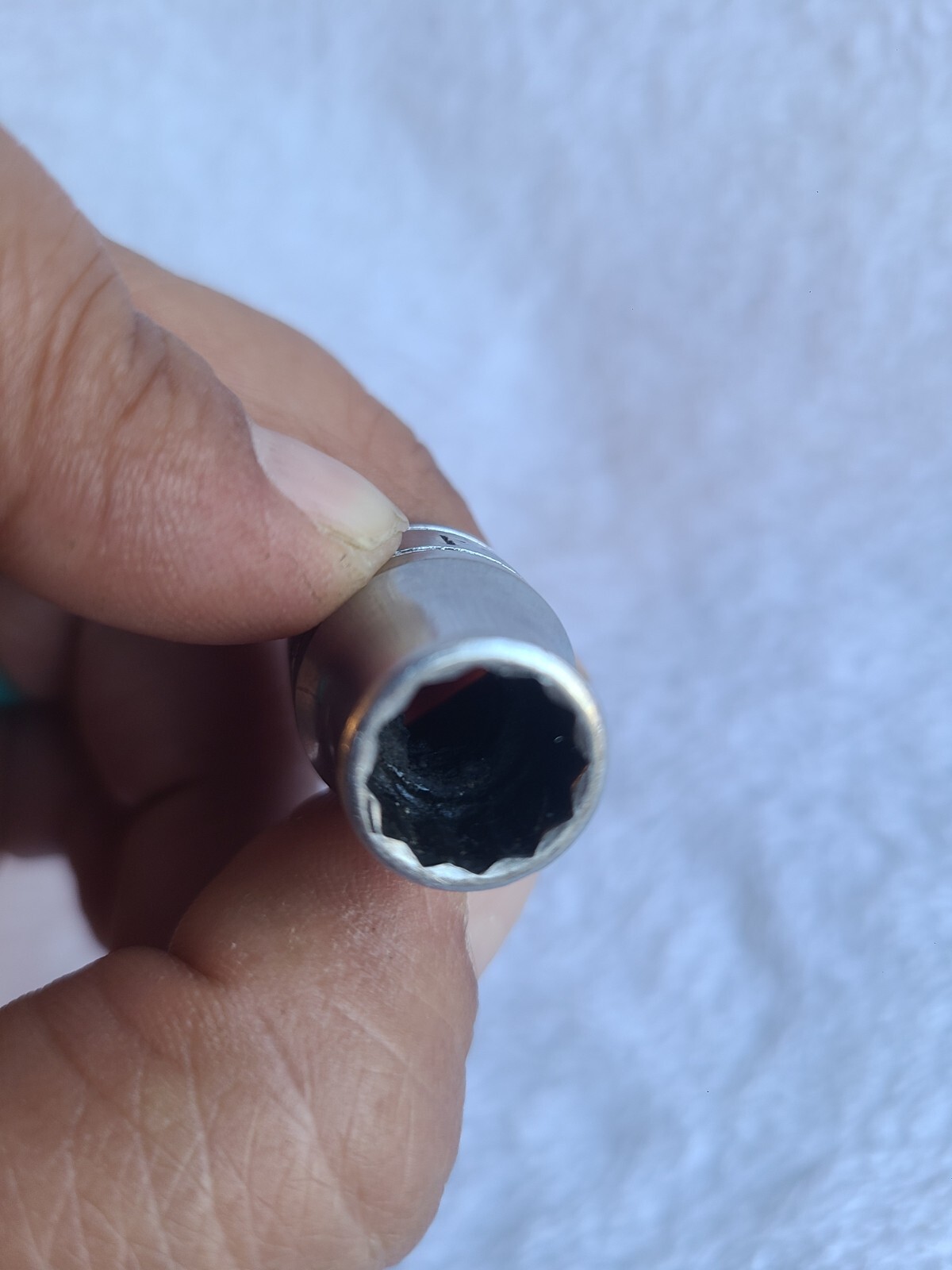 Snap-on F-121 3/8 Socket 3/8 Drive Made In USA 12pt