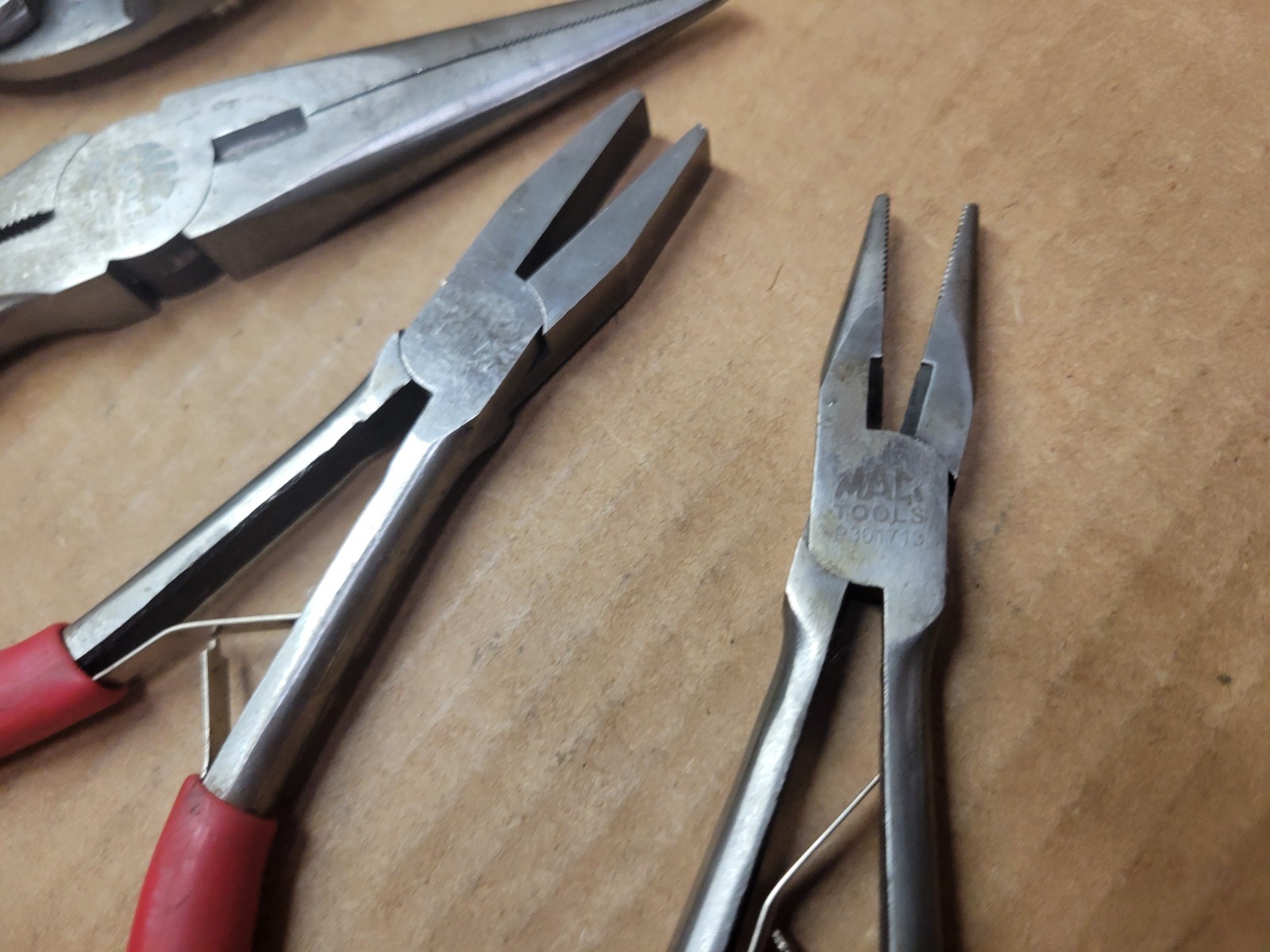 Mac Tools USA 5-Piece 3/8″ Pliers Set