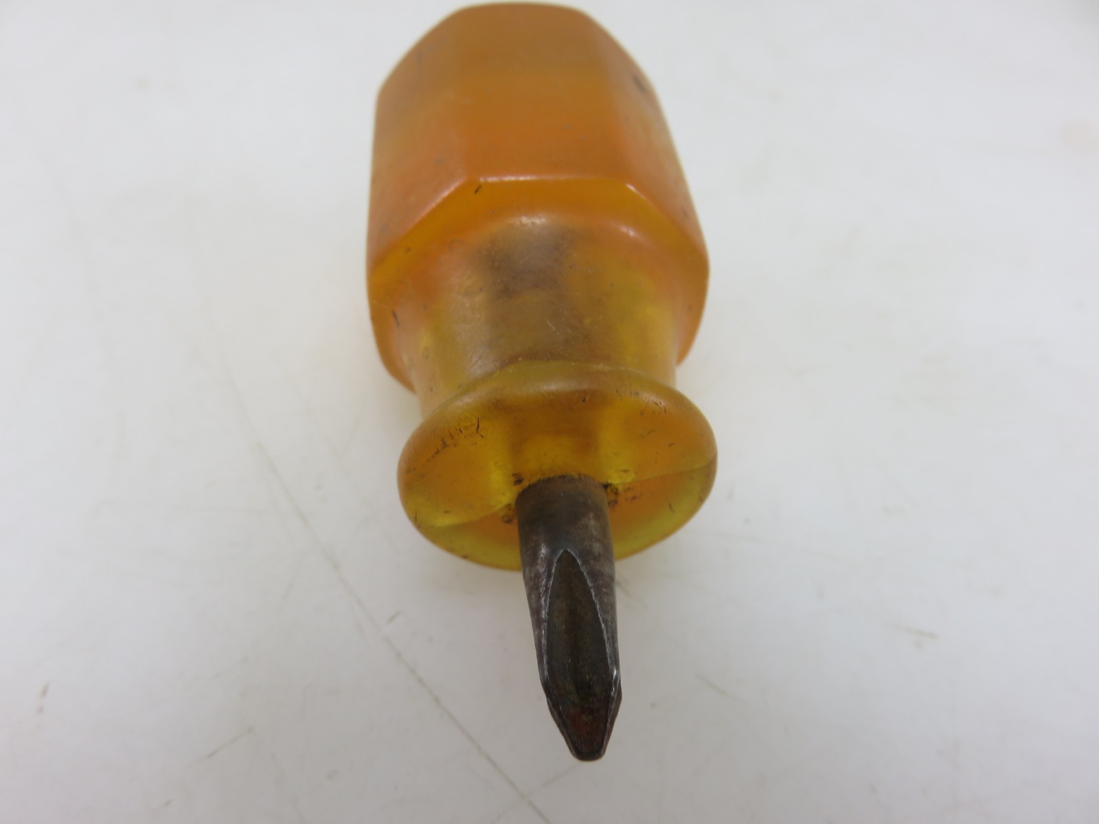 Plomb 967 Small Stubby Phillips Hard Yellow Handle Screwdriver 2.5″ Long Vintage