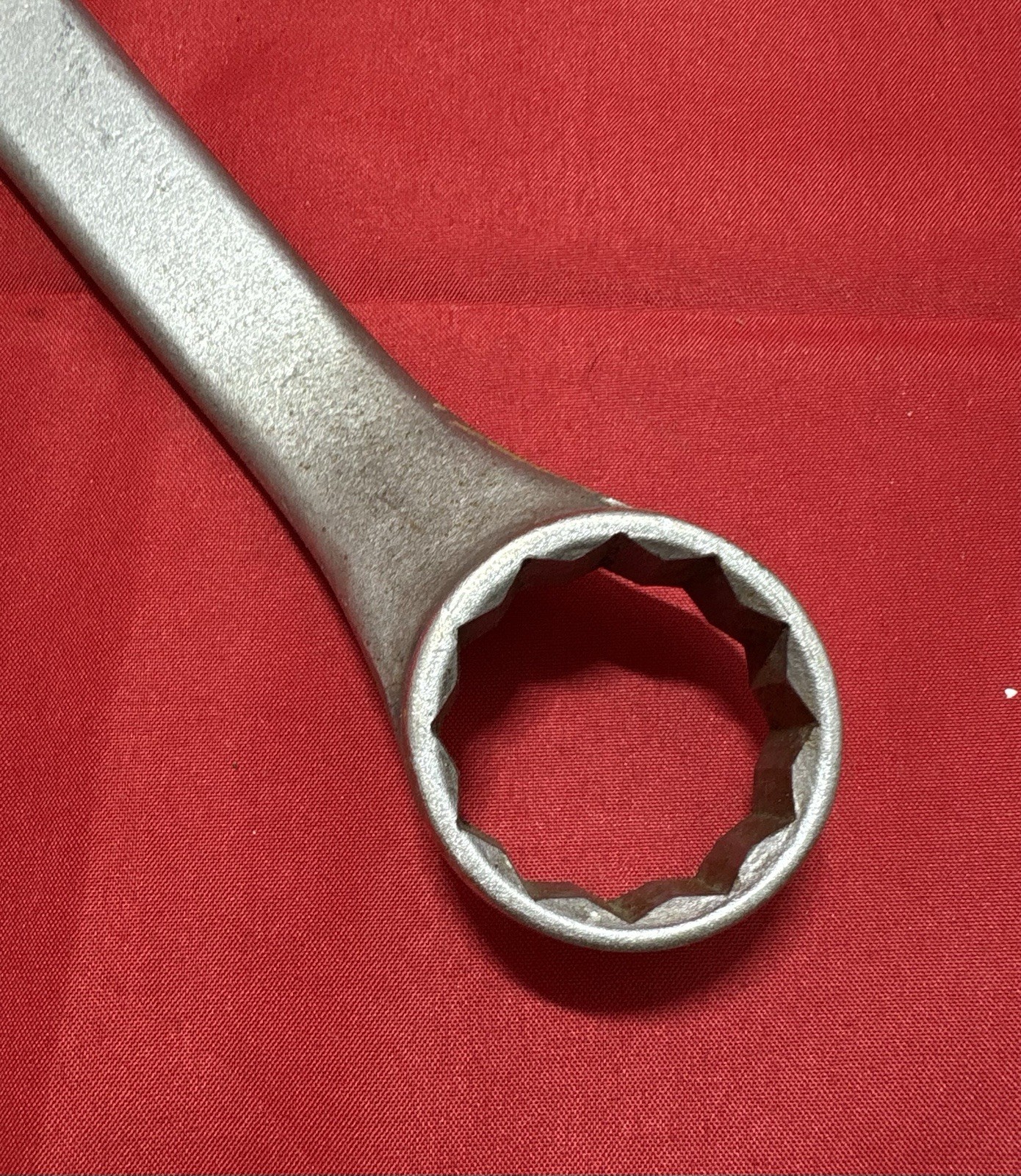 PROTO 1133M 30MM x 32MM 12PT, OFFSET BOX WRENCH VINTAGE Proto Wrench 19inches