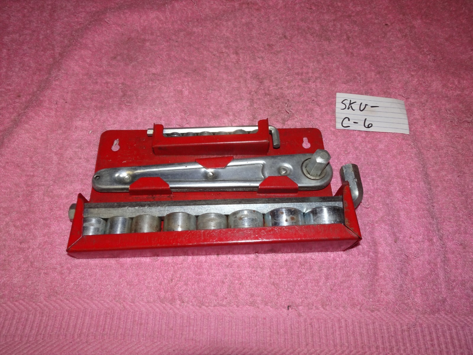 Vintage MFG.Japan 17piece Socket Set w/ Hang-Up Metal Carry Tray