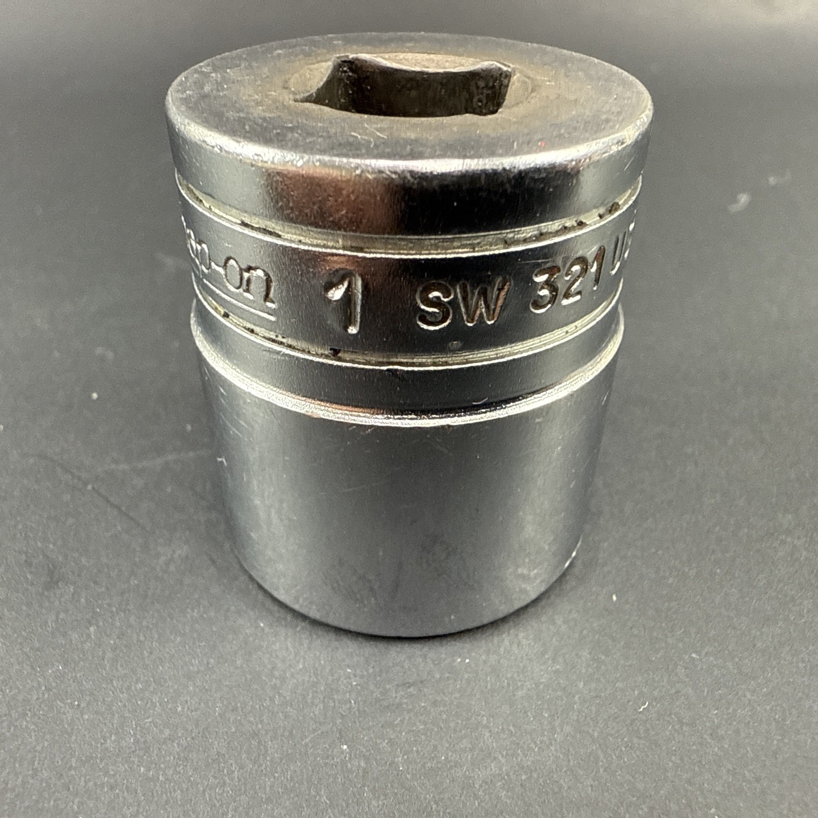 Snap On F321 1:2 Inch drive 12-point shallow 1″ socket