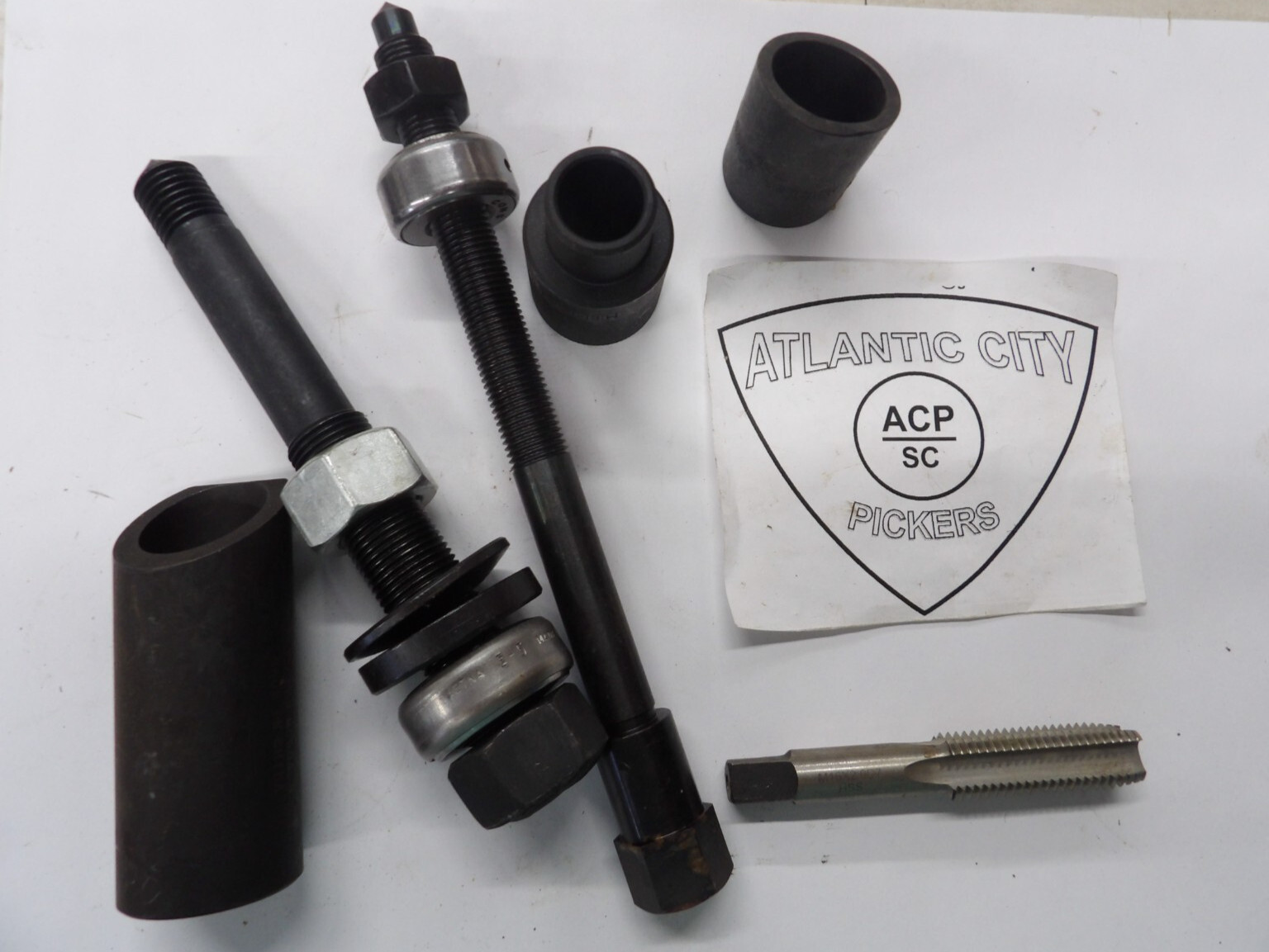 MILLER TOOL 9050A SLEEVE REMOVER / INSTALLER & FORCING SCREW SET