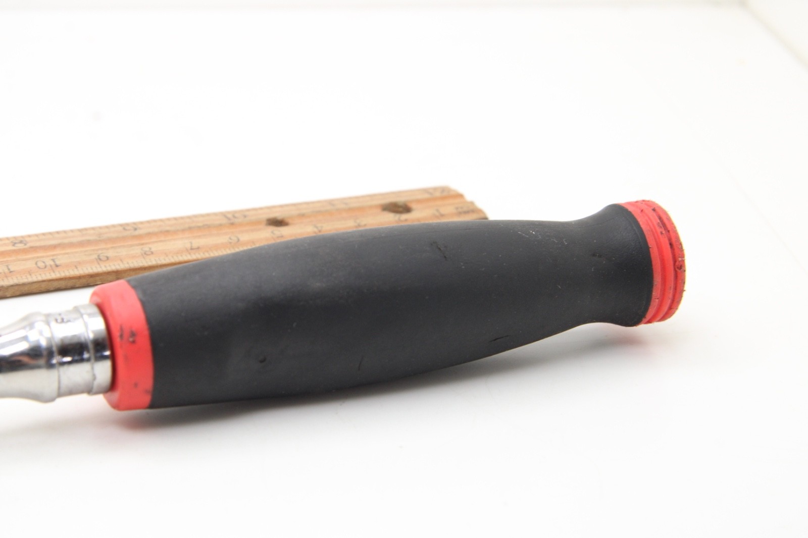 Snap-on FHLF936A 3/8″ 13-1/2″ Handle Flex Head Black/Red Soft Grip Ratchet USA