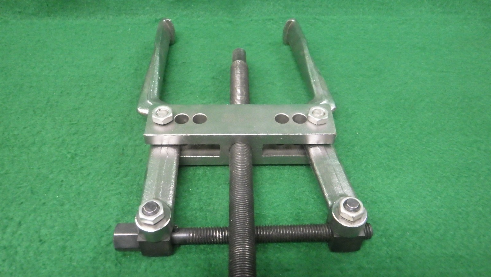 OTC 1152 2 Jaw Puller 1-1/2 To 6” Spread 4” Reach Bearing-Hub-Pulley