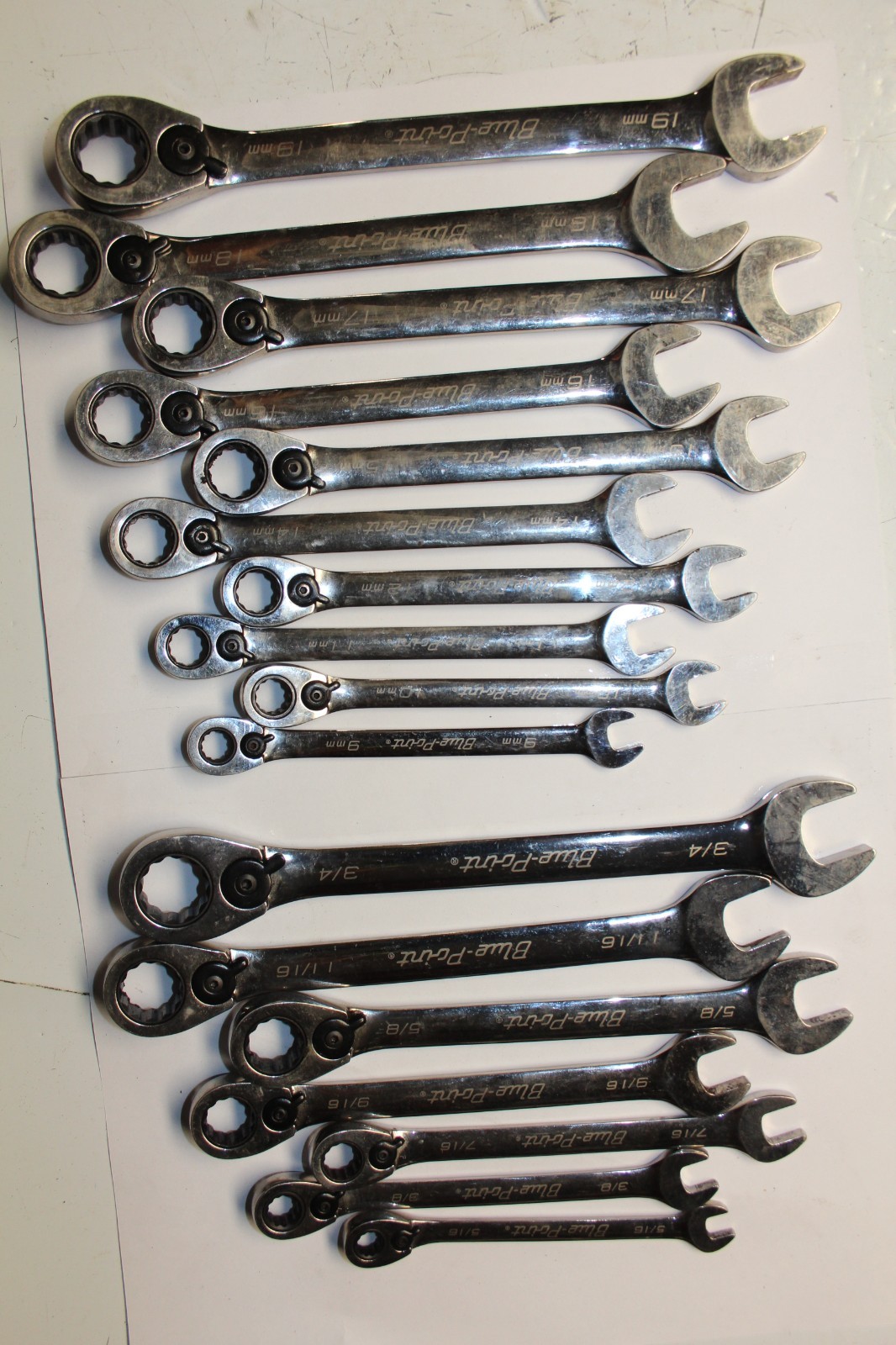 BLUE-POINT TOOLS 12-P METRIC & SAE 15° Offset Ratcheting Box/Open-End Wrench Set