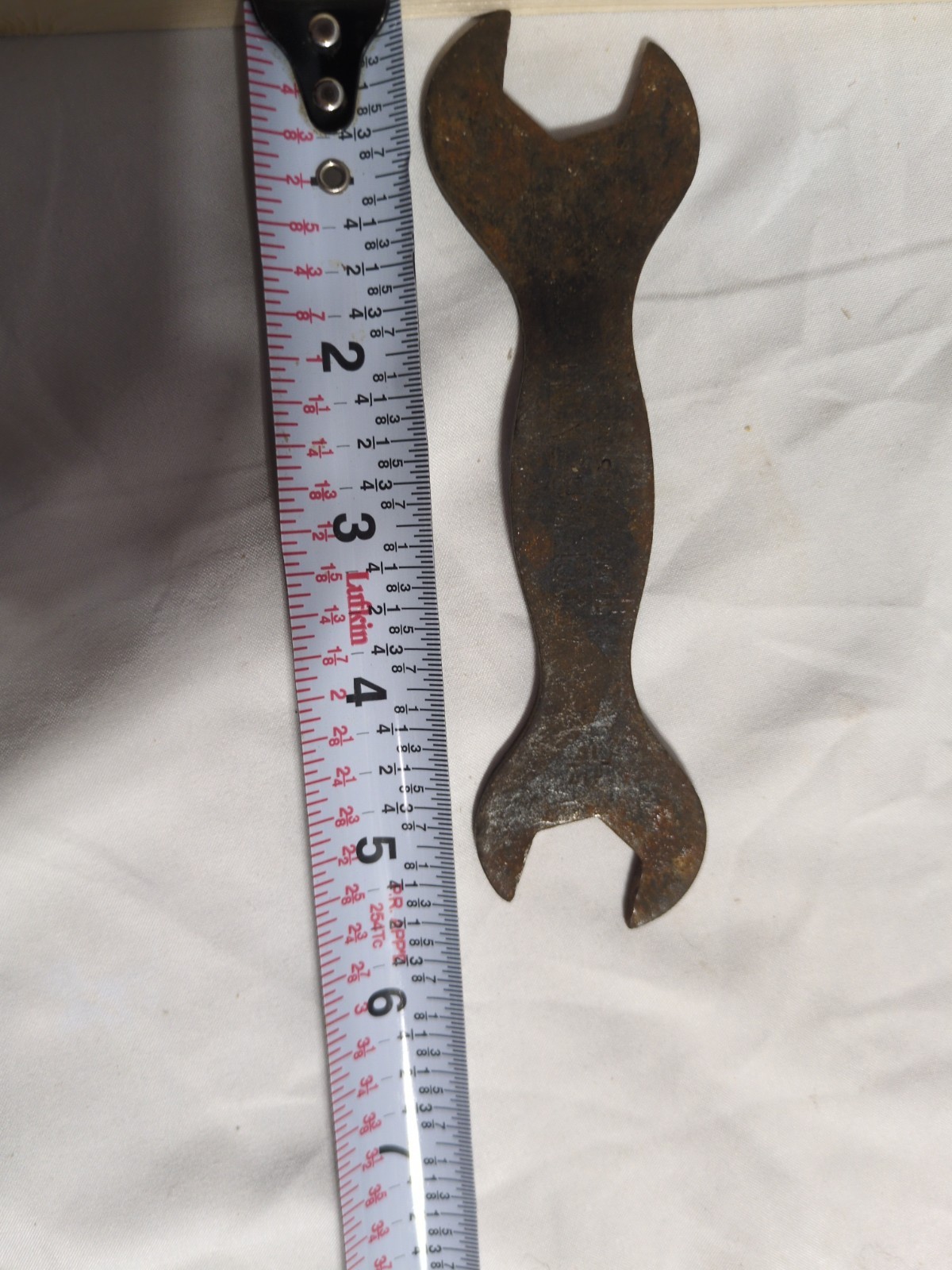 12 Wrenches, Various Sizes ( Indicated On Pictures). 4lb 9 Oz Weight.
