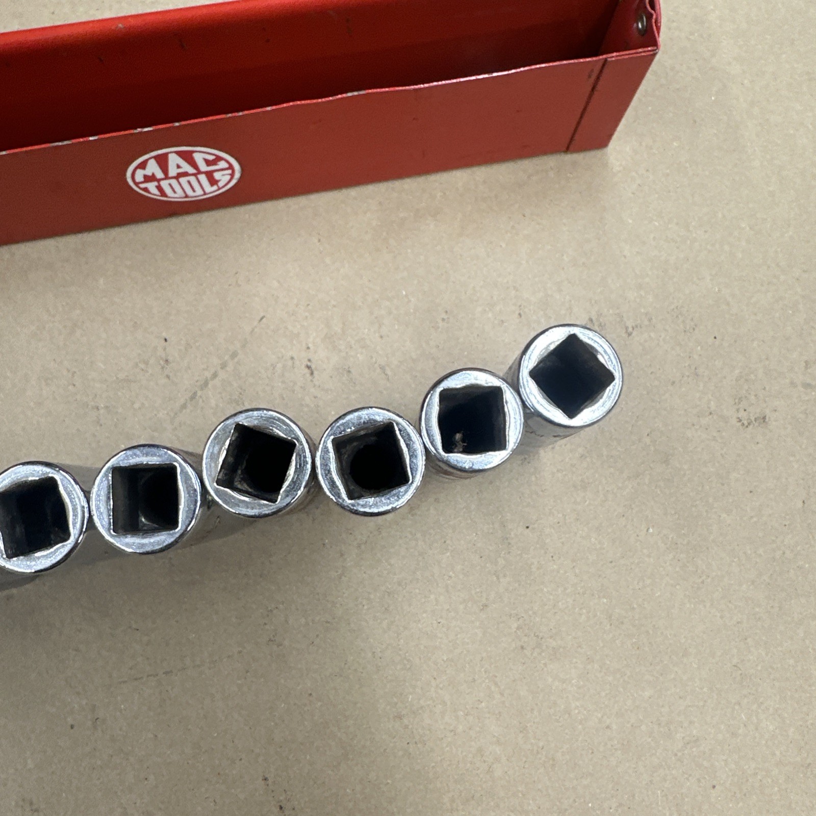 Mac Tools 10-PC. 1/2” Drive Metric Deep Socket Set – 6-PT. 10-19mm USA Made