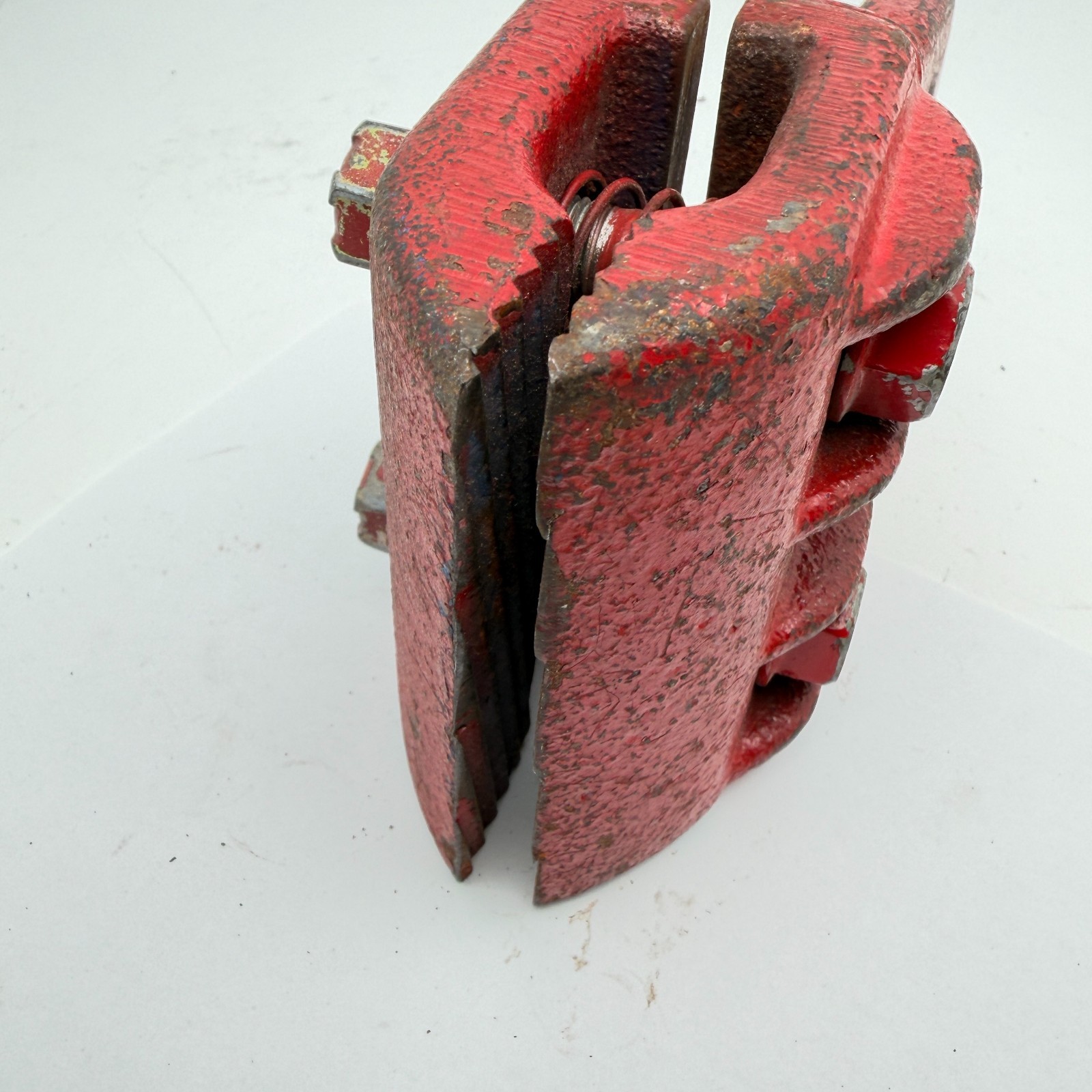 Preowned Auto Body Pull Clamp – Auto Body Frame Machine Tool