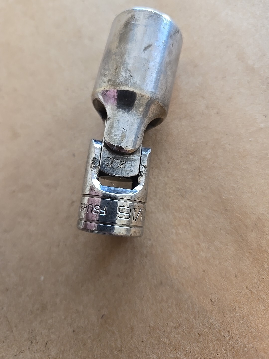 Snap On 3/8″ Drive 11/16″ 6PT SAE Deep Chrome Universal Swivel Socket FSU22