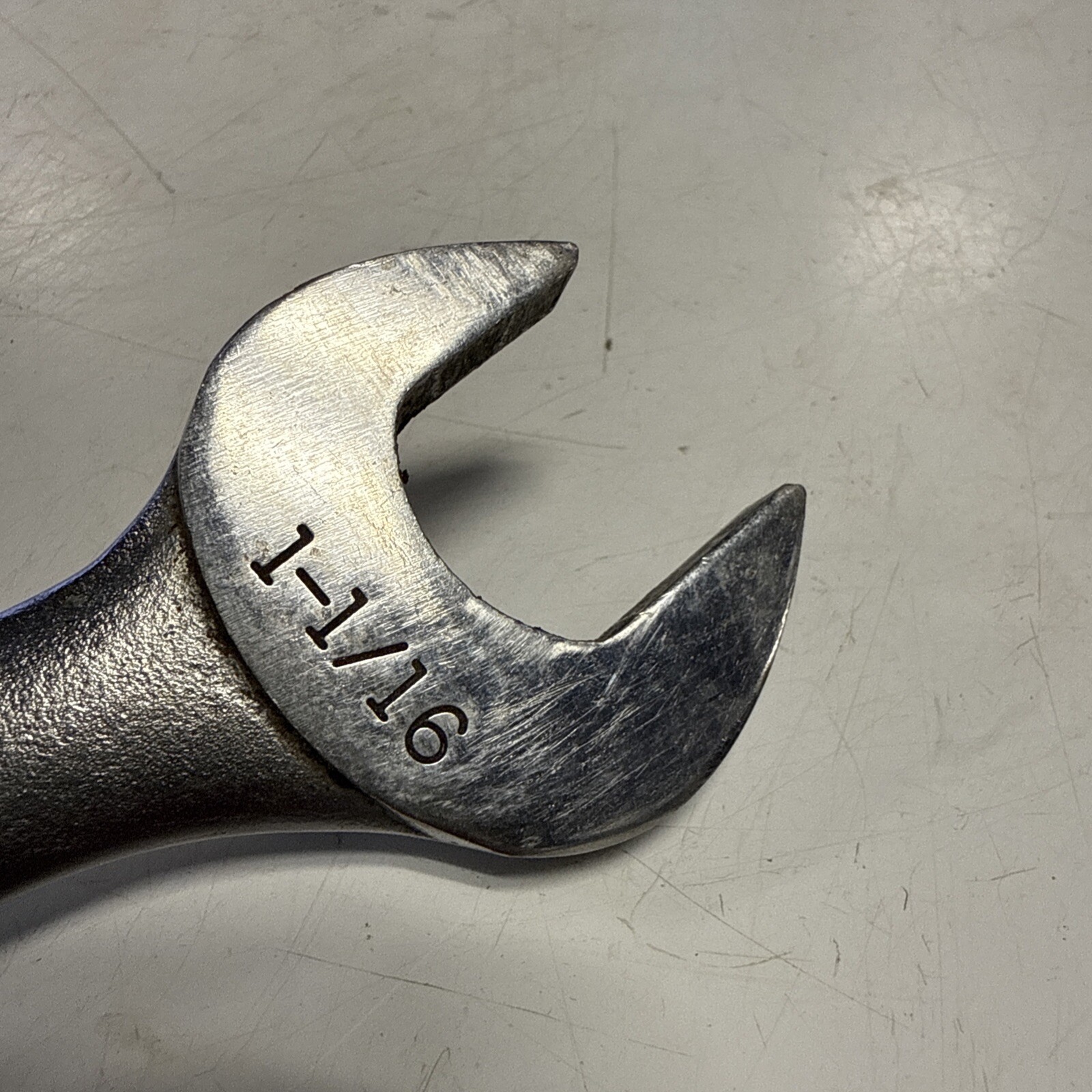 Craftsman Tools USA 1-1/16″ SAE Combintation Wrench 12 Point -VA- 44706 – T10