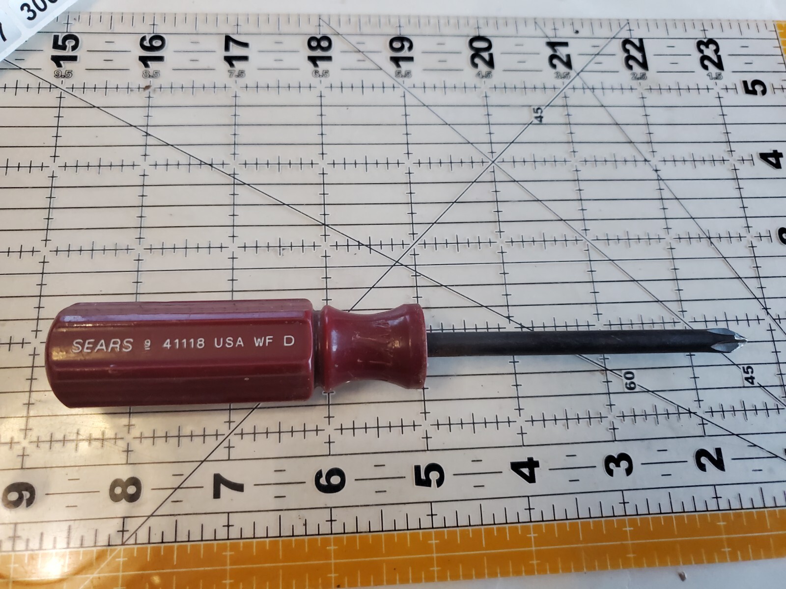 Sears USA Philips Screwdriver Set With Burgundy Handle USA