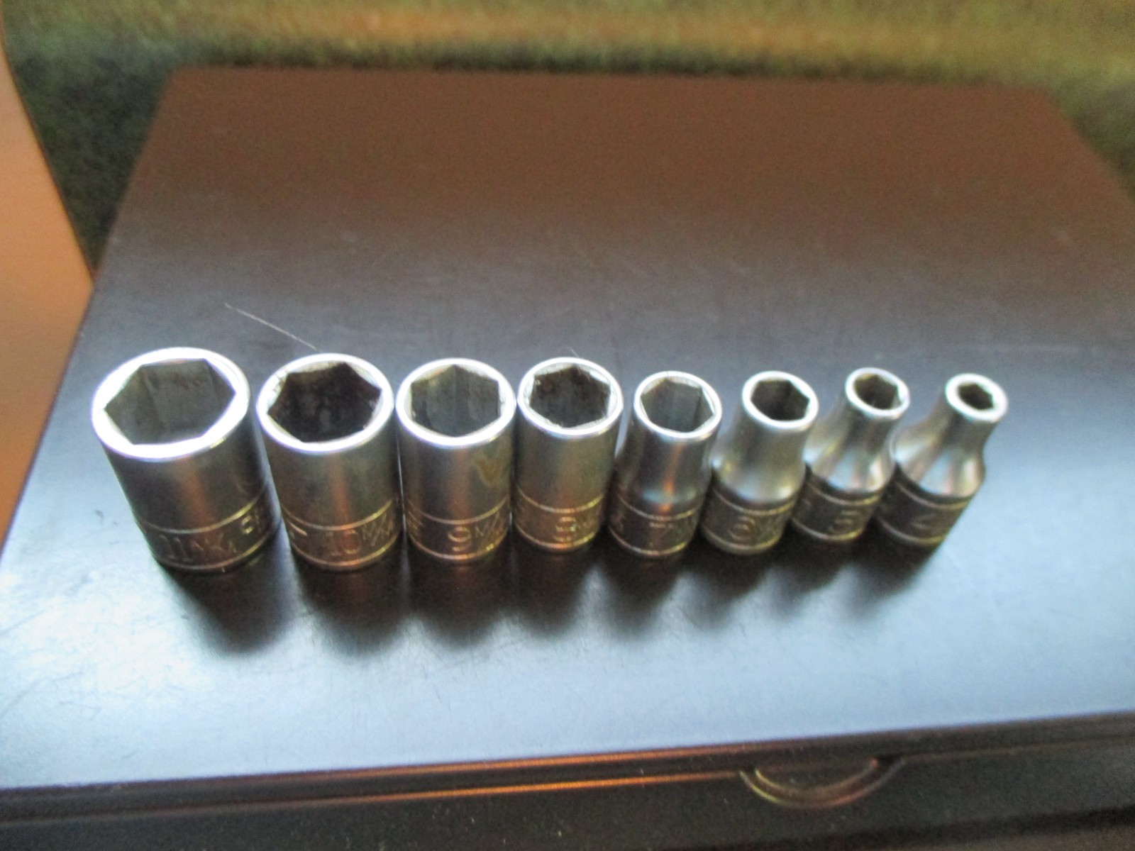 Craftsman 8 pc 1/4” Dr 6 Pt Socket Set Metric 11 10 9 8 7 6 5 4 -V- Series