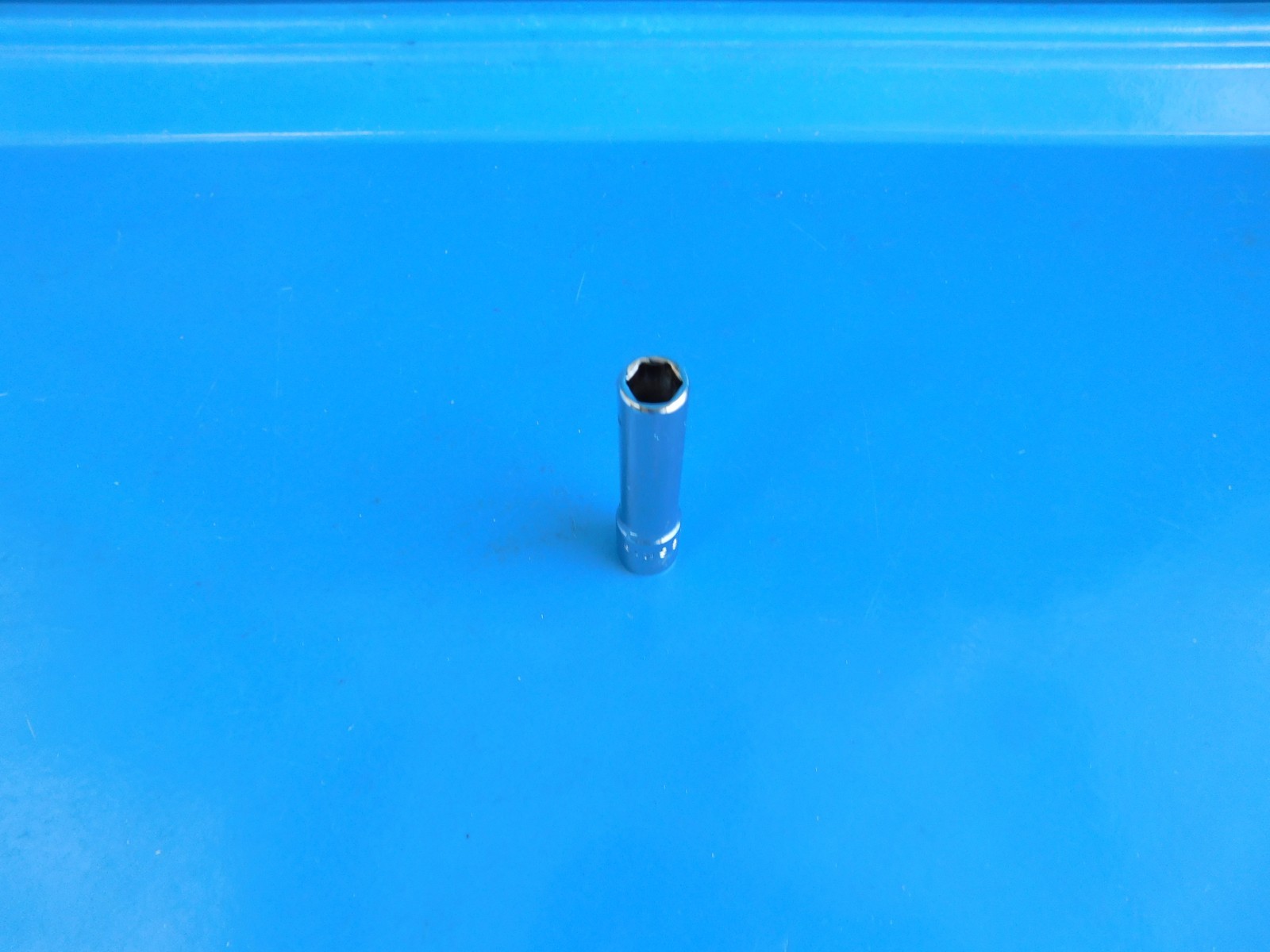 NEW ,MAC TOOLS 1/4 IN. DR. DEEP 1/4 INCH SOCKET , PART #MD86R USA