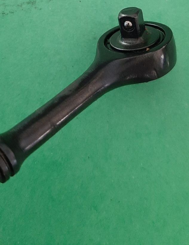 Snap-on Tools USA GTM739 1/4″ DRIVE Round Head Black Industrial Finish Ratchet