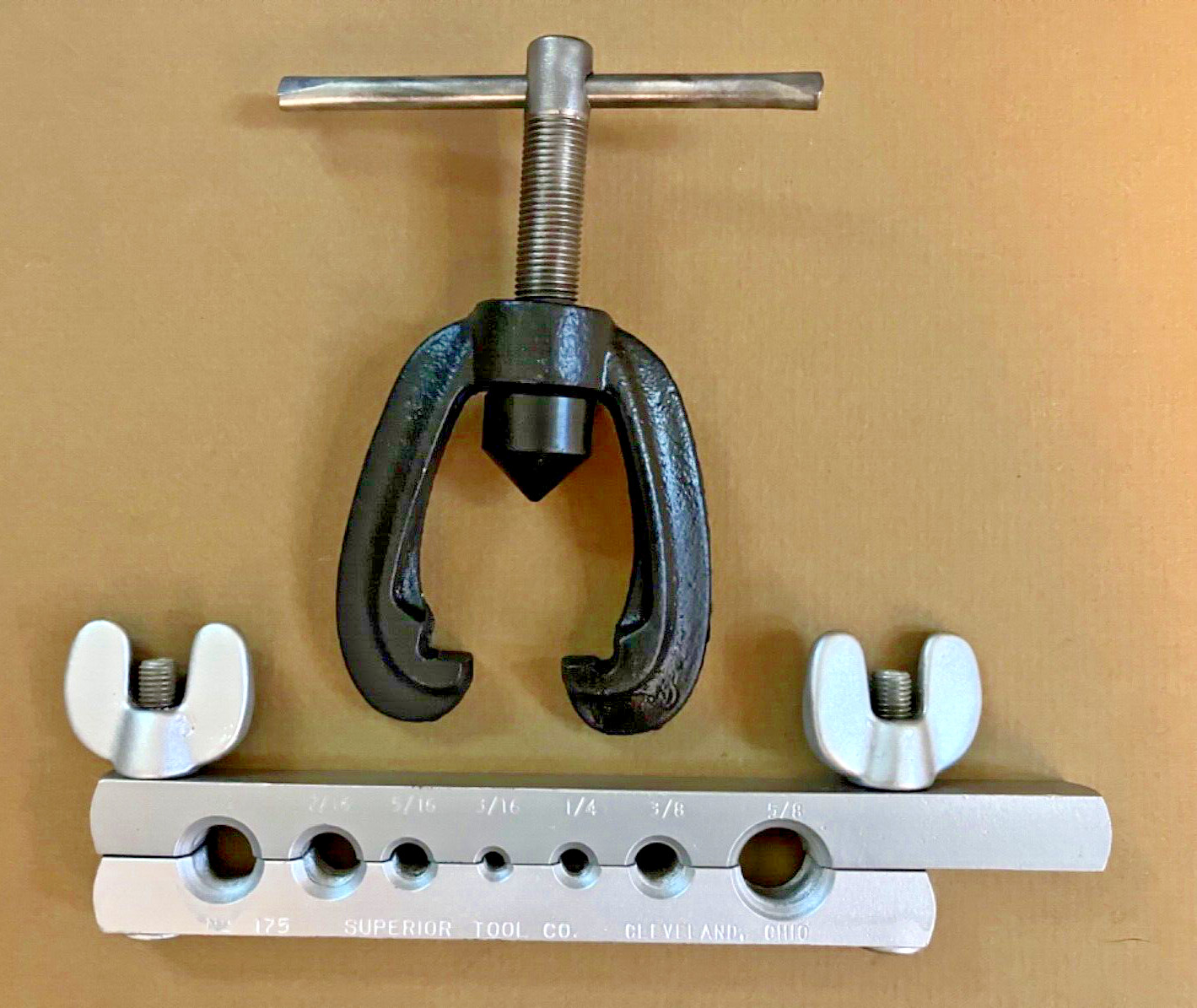Superior Tubing Flaring Tool