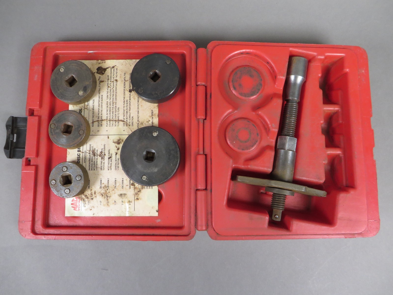 Mac Tools Universal Disk Brake Caliper Tool Set Box DBC2500M Mechanic Hand Tool