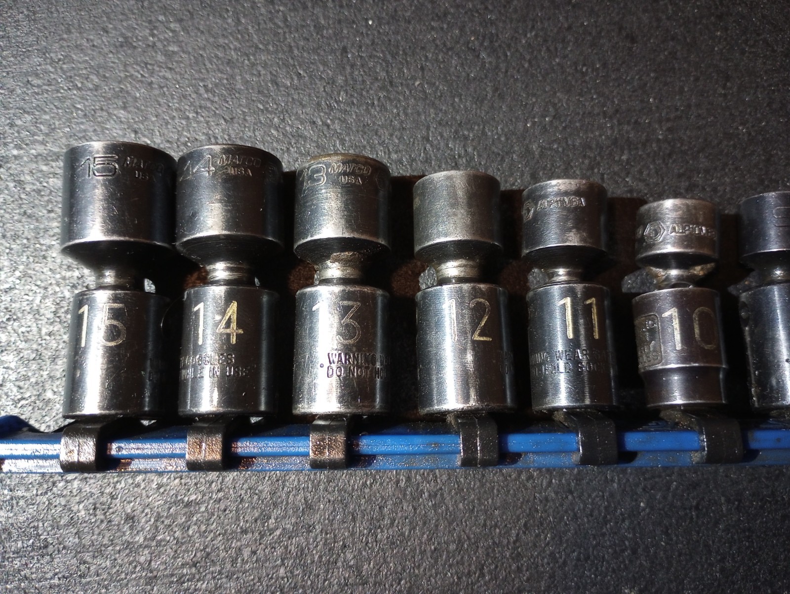Matco USA 1/4″ 5-15mm 6-point UNIVERSAL Impact 12-piece socket set SAUPM126RB