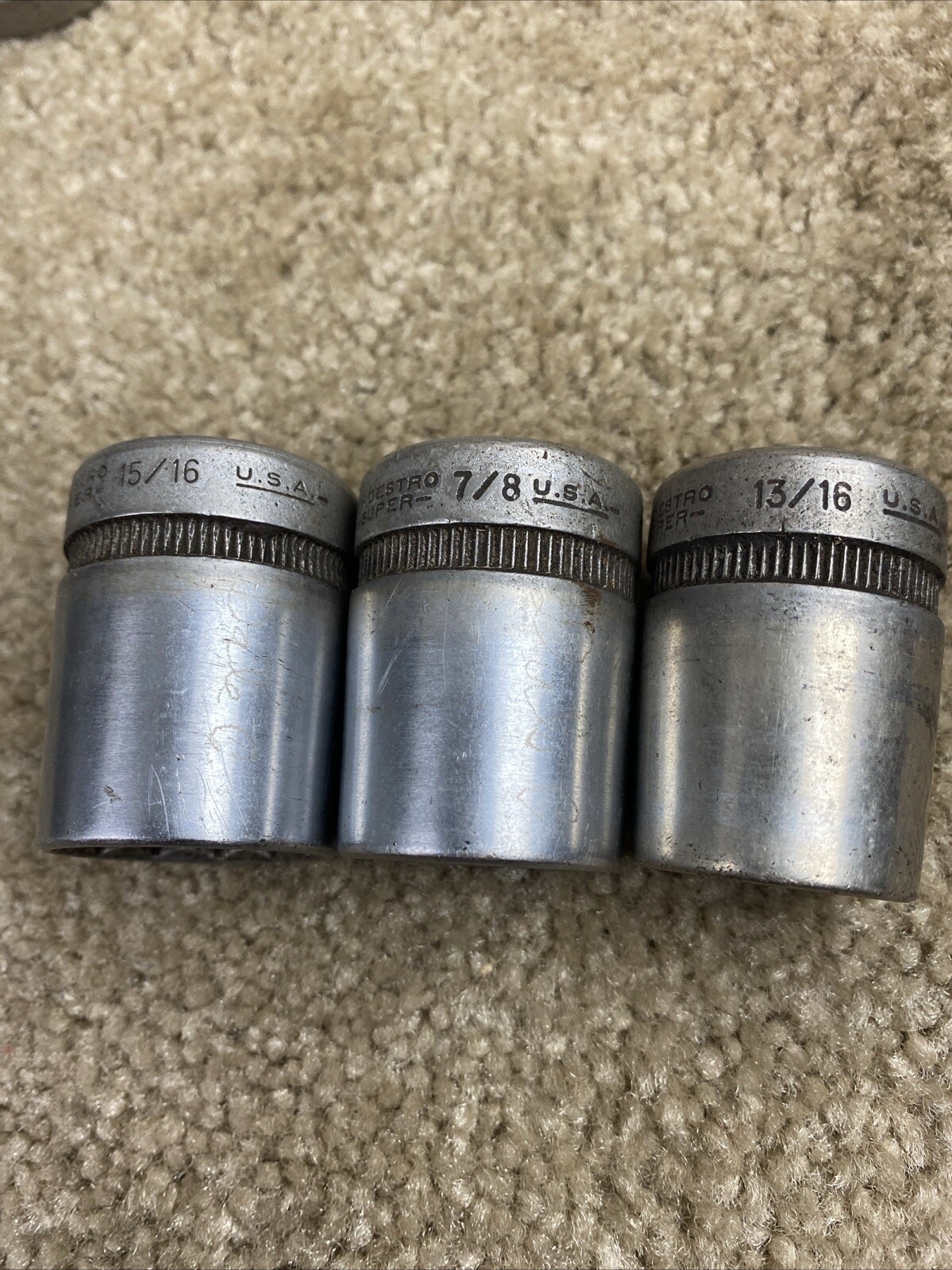 INDESTRO SAE 15 Pc.1/2 Socket Set w/Penens 1/2 Ratchet Vintage