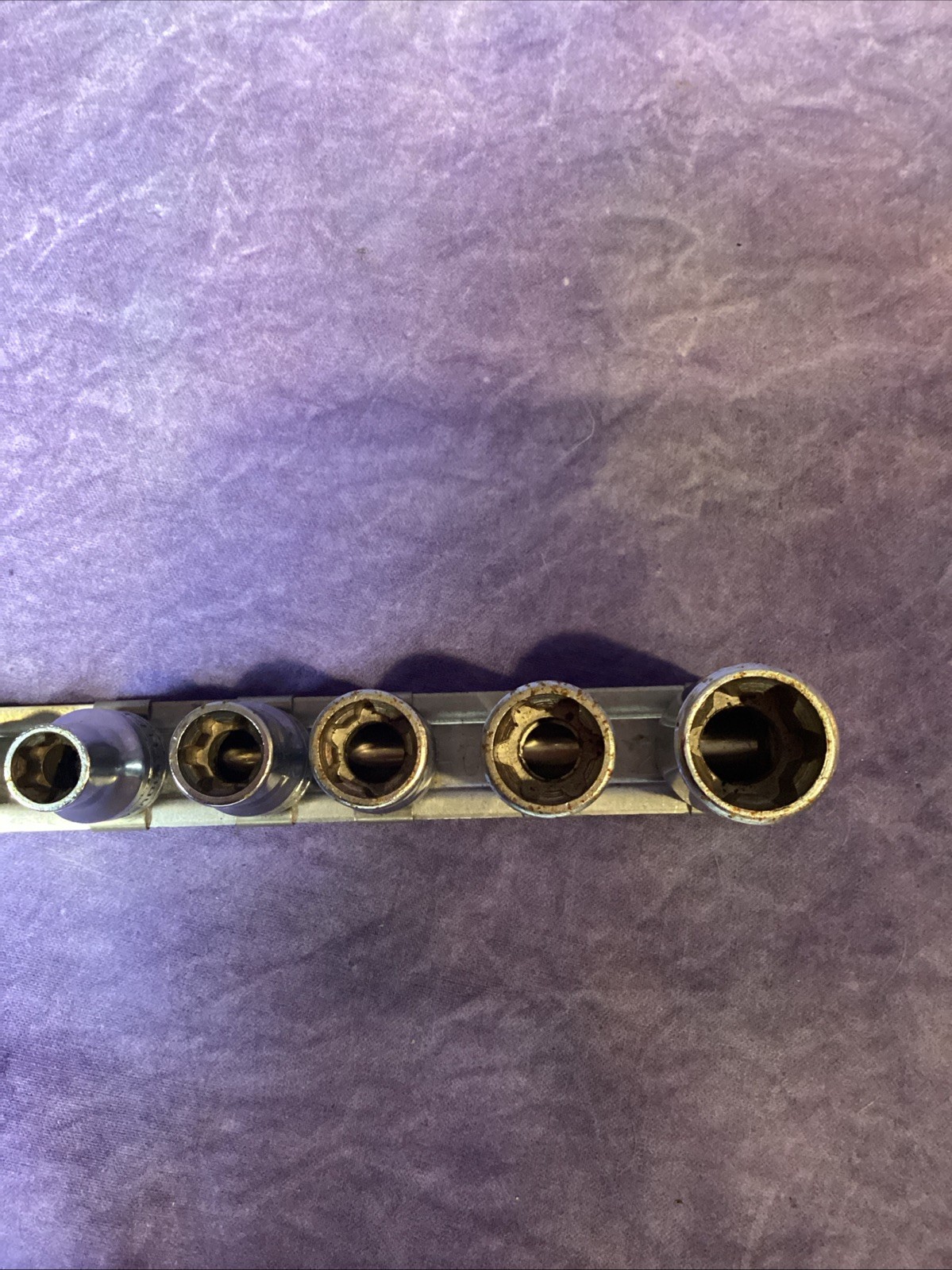 Snap On 10 Piece 1/4” 3/8” Inverted Torx Socket Set E4-E18 – TLE40A – FLE180A