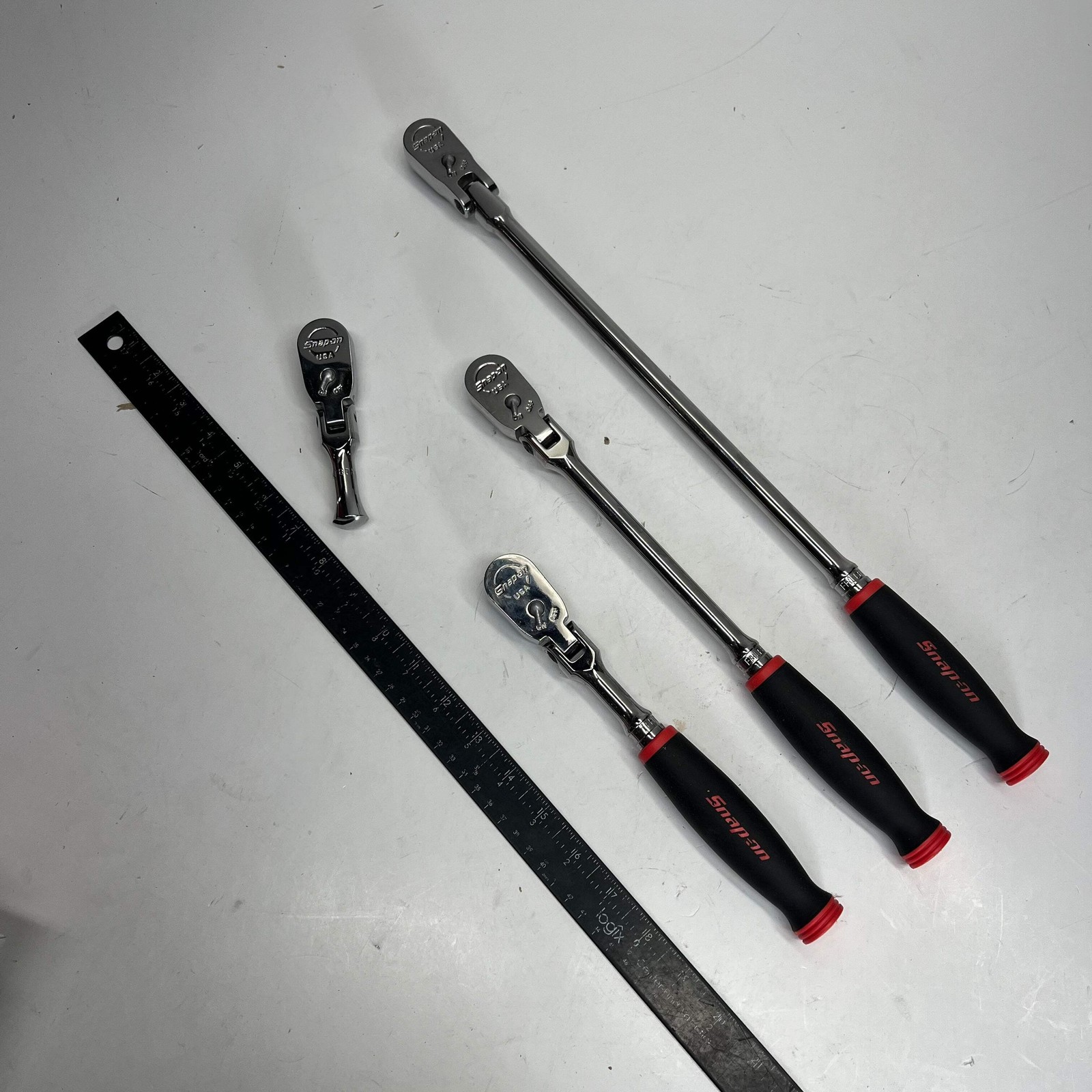 SNAP ON Soft Grip Flex Head Ratchet Set 4 Pc – 3/8″ Drive 204RT04FR (As-Is)