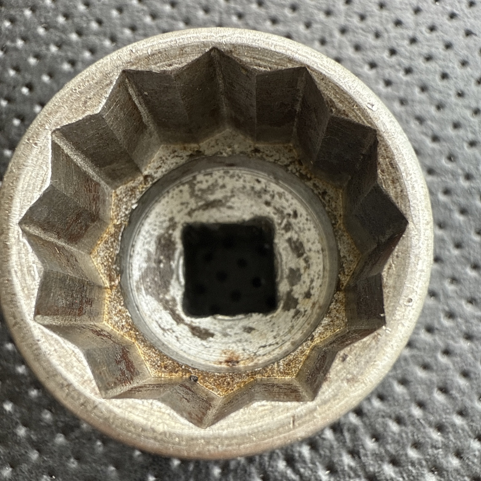 Craftsman 1-1/16in 12 Point Socket 1/2in Drive SAE