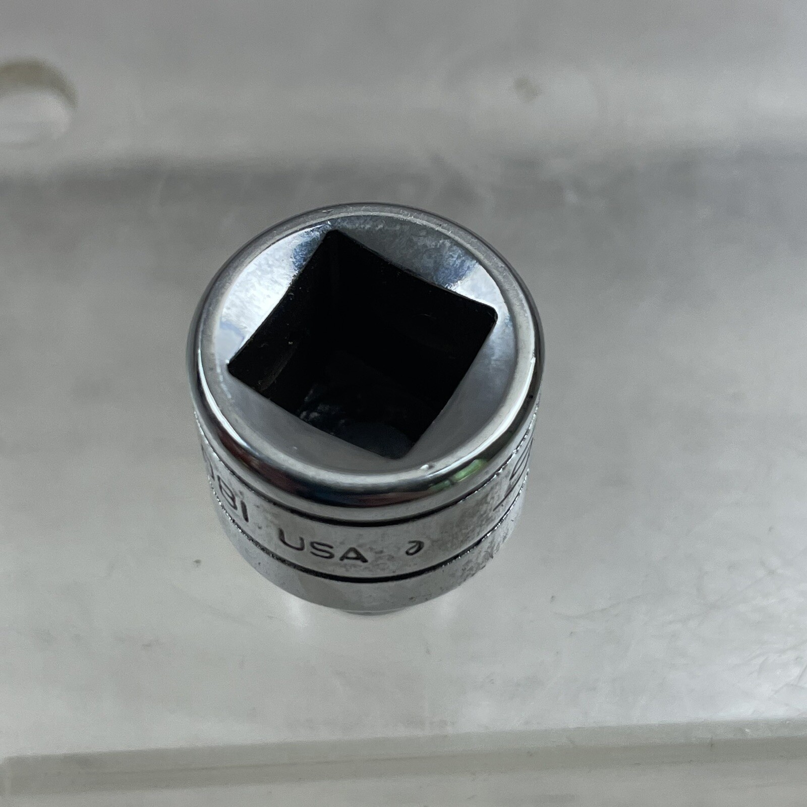 Snap-On (FS081) 3/8″ Drive 6-Point SAE 1/4″ Shallow Socket