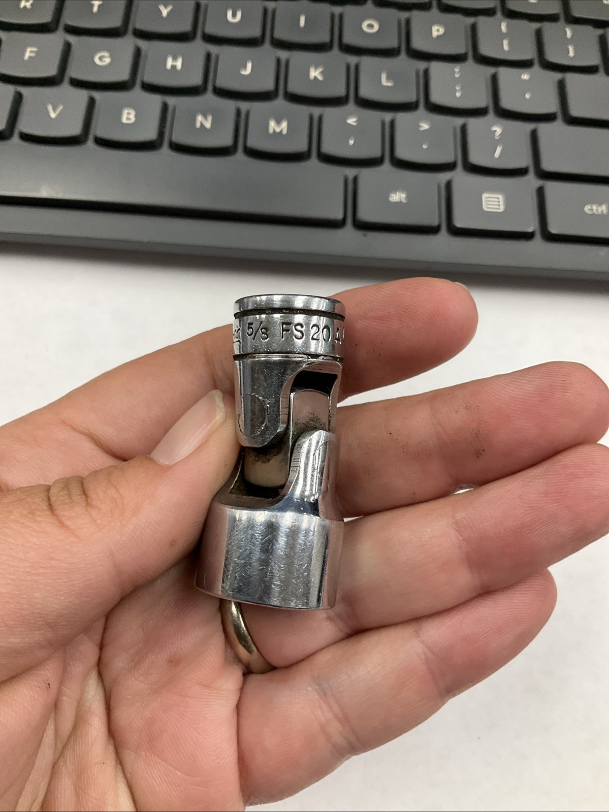 Snap-on FS20A 3/8″ Drive 5/8″ 6 Pt. Universal Swivel Socket Chrome 240506