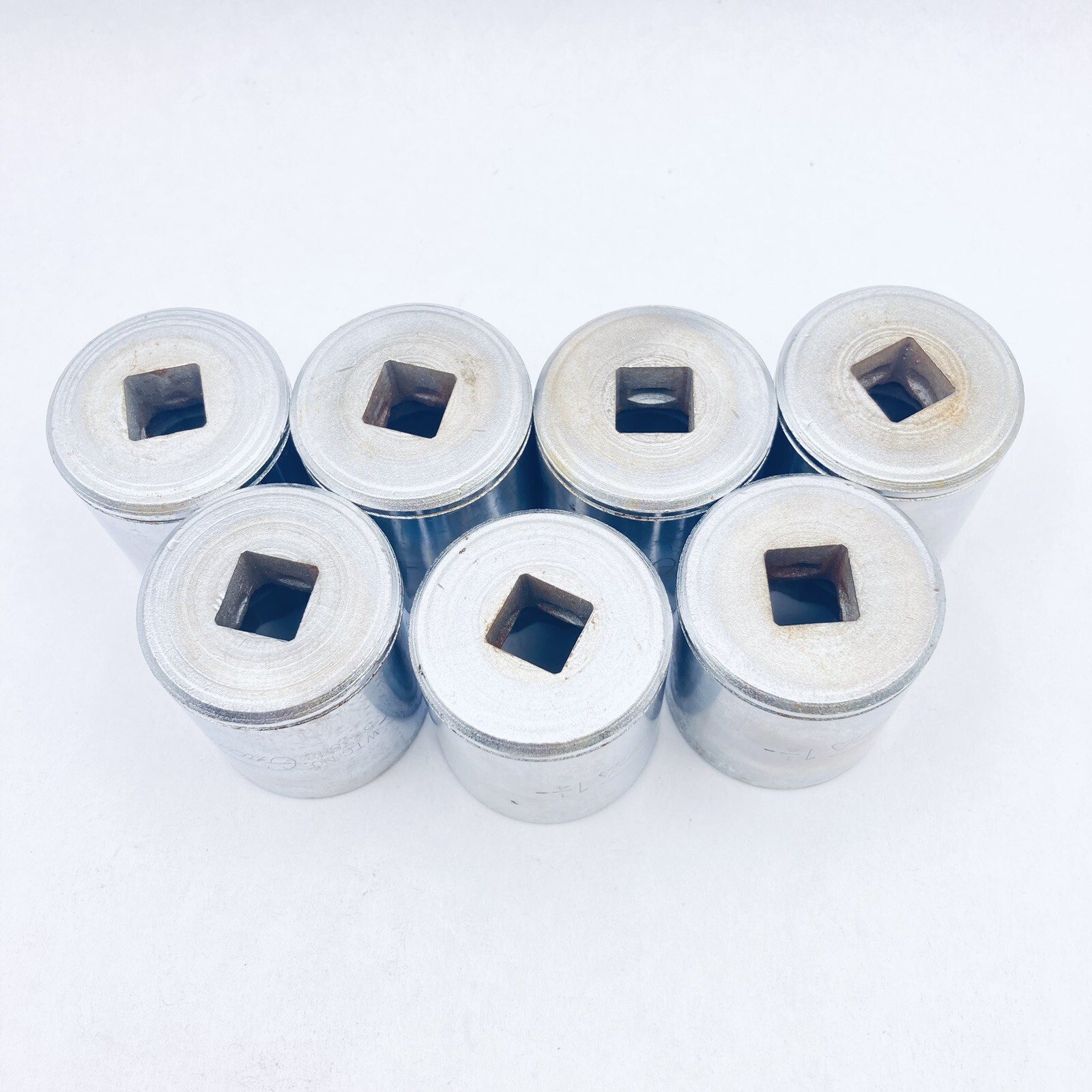 Grants 5-3848 Socket 1-1/4 in SAE 1/2” Drive 12 Point 1-1/4″ – USA
