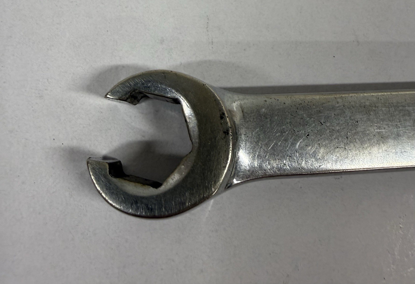 Snap On 5/8″-11/16″ 6PT SAE Chrome Flare Nut End Wrench RXFS2022A