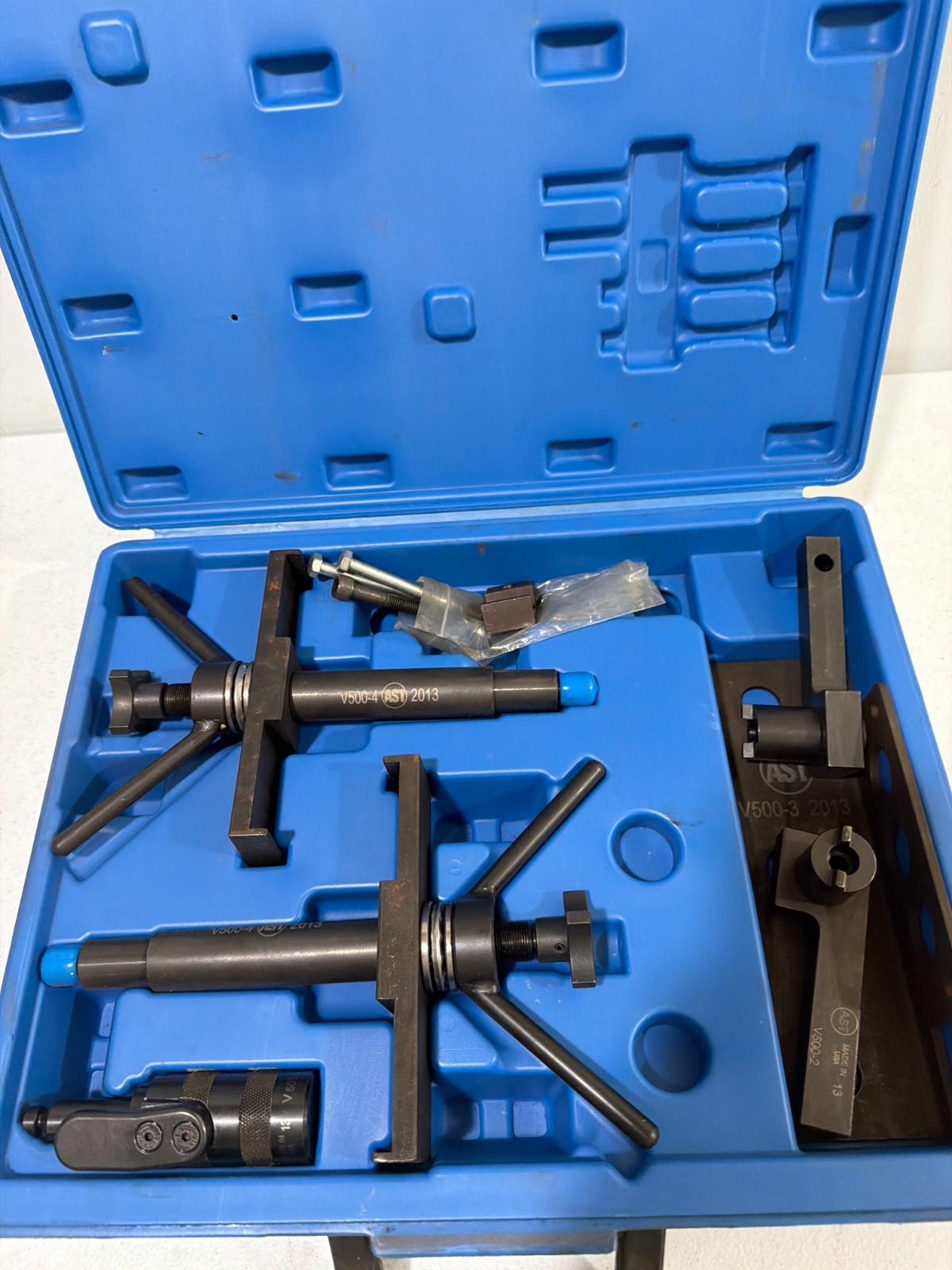 Assenmacher AST V500 Volvo camshaft crankshaft alignment tool 6E