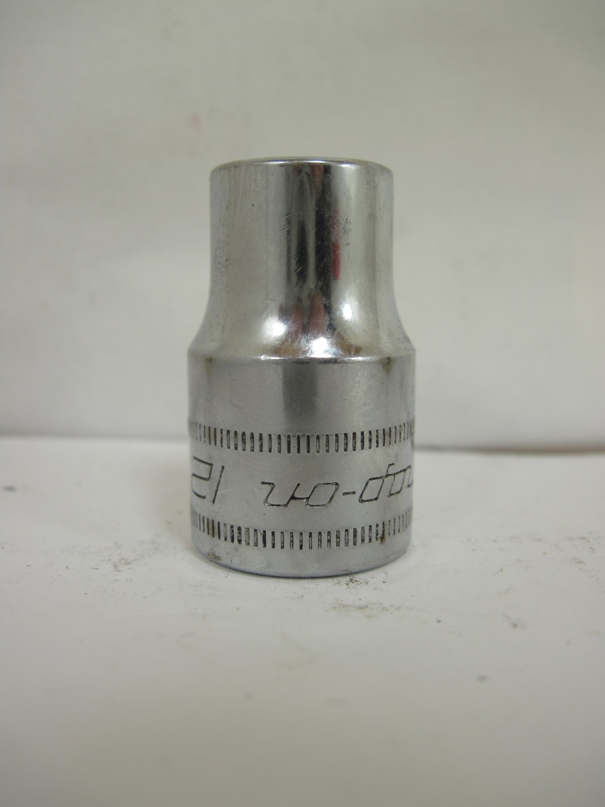 Snap On 1/2″ Drive 12mm Shallow 6pt Metric Socket TWM12A NICE