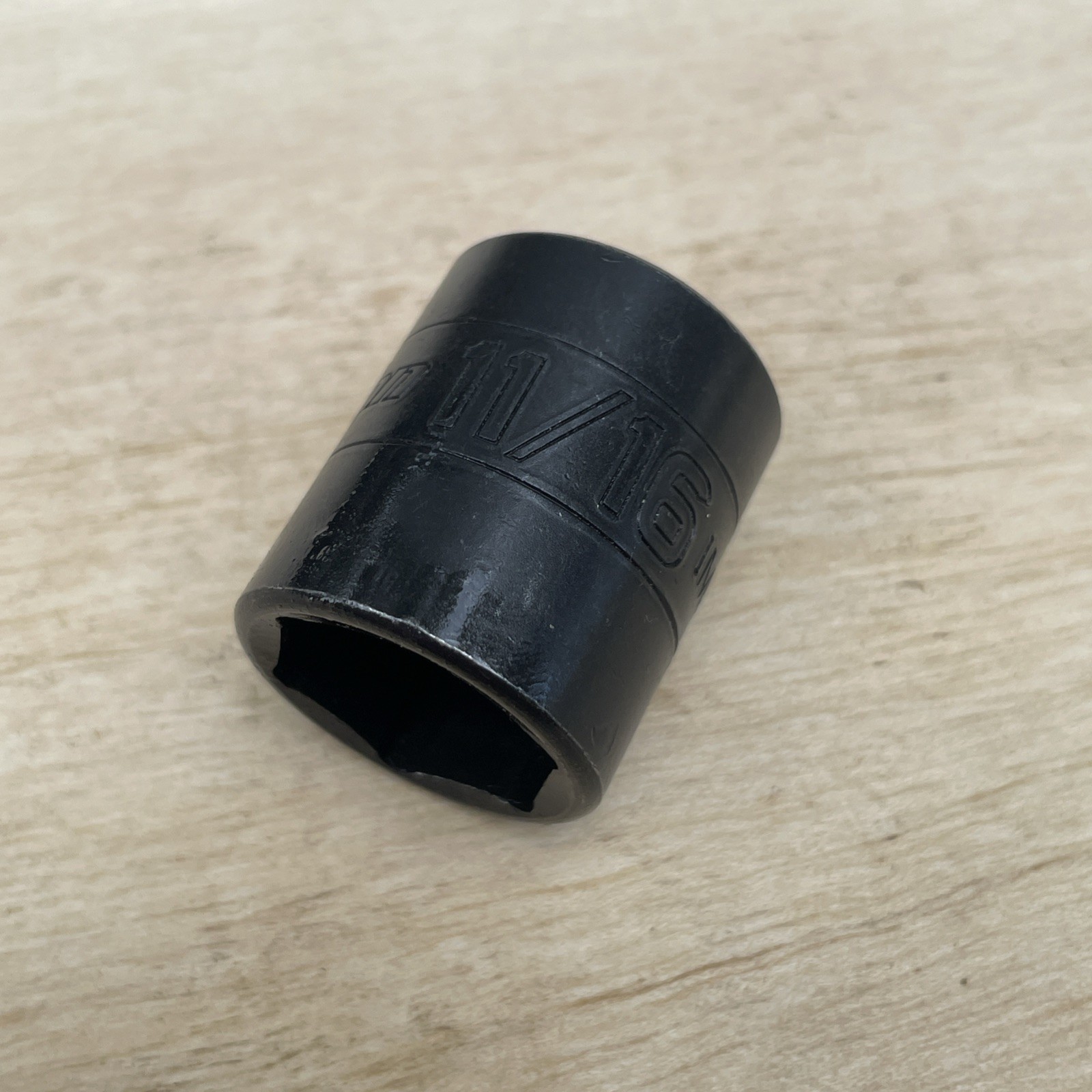 Snap-on tools USA 3/8″ drive 11/16″ SAE 6 Point Shallow Impact Socket IMF220