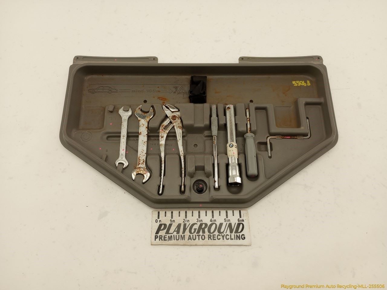 BMW 735i E32 SEDAN Set Of Emergency Vehicle Tool Fits 1988-1994 88 89 90 91 92