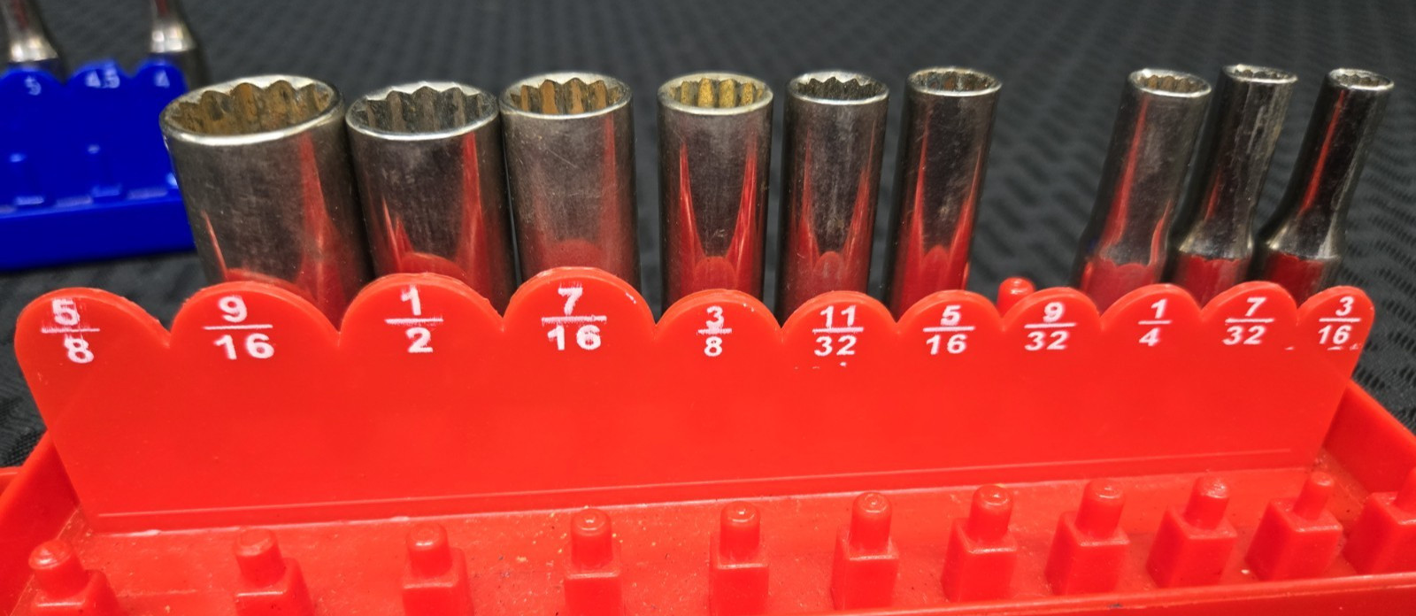 Craftsman 1/4 in. Drive SAE and Metric 6 and 12 Point Deep Chrome Socket Set