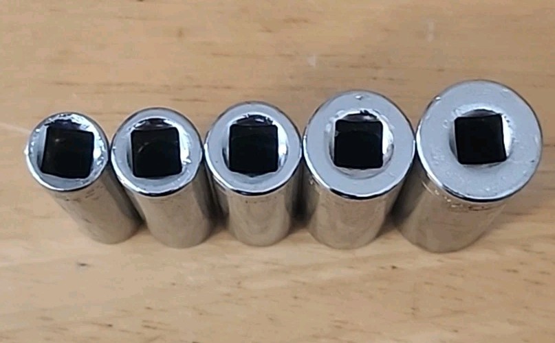 Craftsman Made In USA SAE 6 PT 1/4 Drive Sockets -V-5/16, 11/32, 3/8, 7/16, 1/2