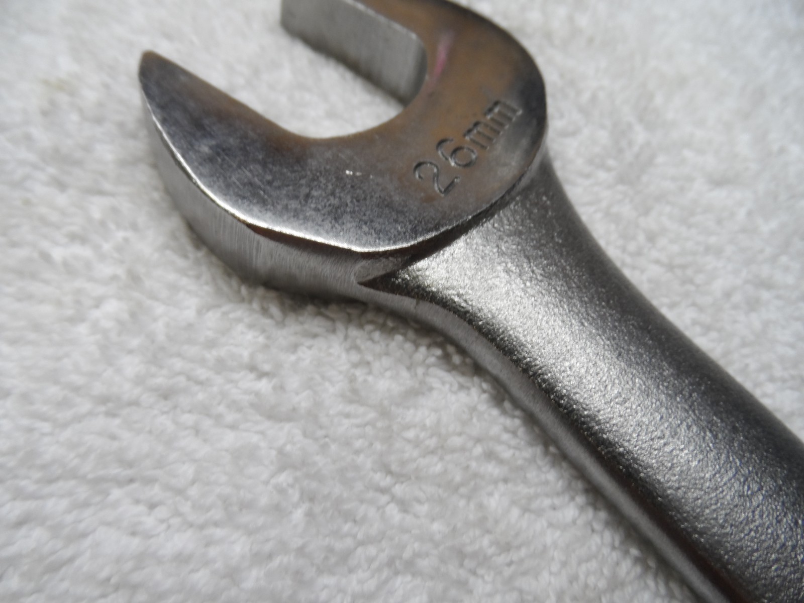 Craftsman Metric MM Combination Wrench, USA 12pt, 26mm – Part # 42932 (sticker)