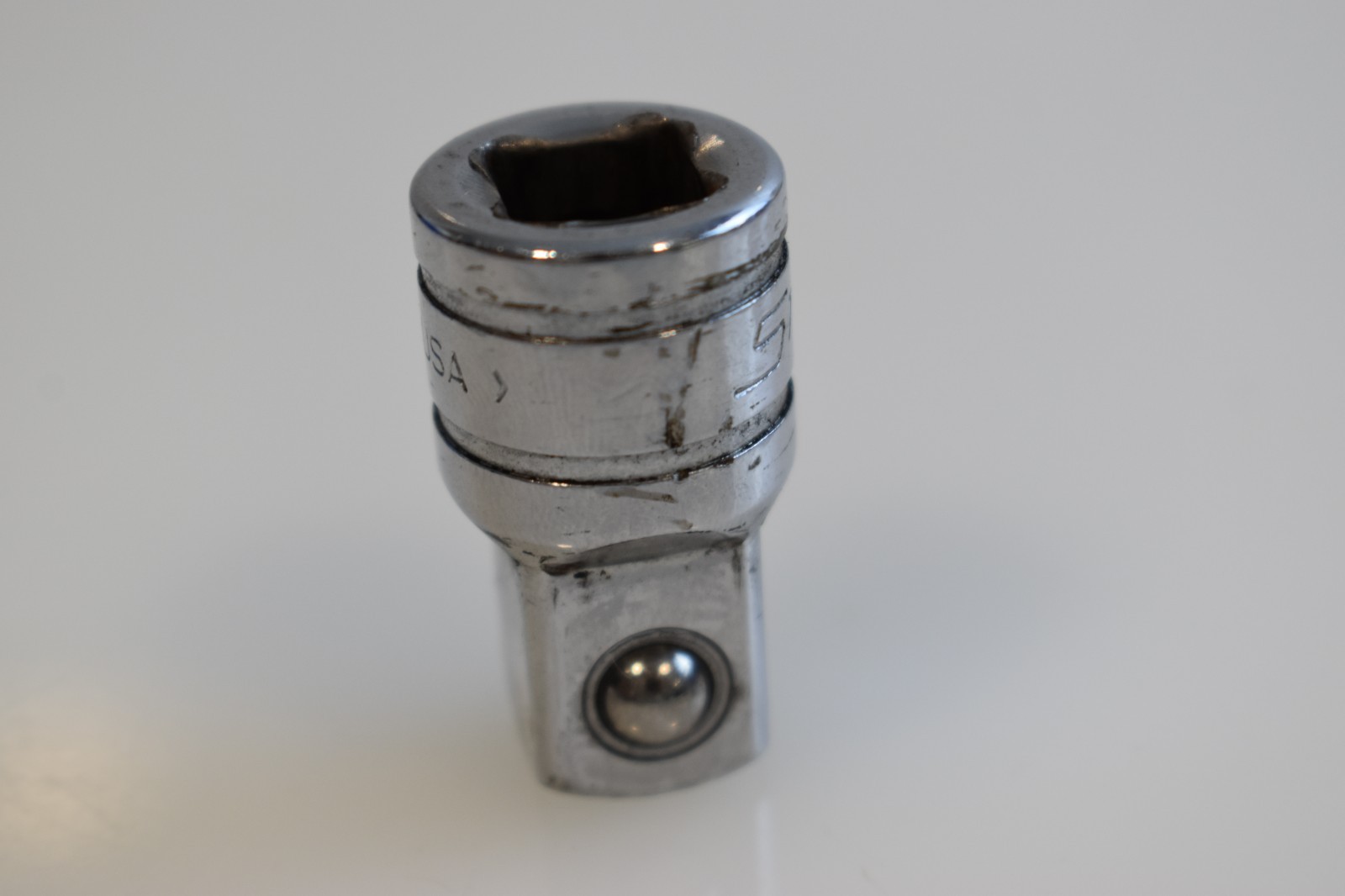 Snap on Tools A2A 3/8″ Drive to 1/2″ Drive Male Adapter Socket USA
