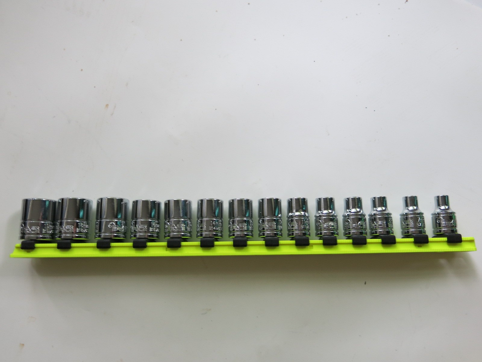 MATCO Tools 3/8″ DRIVE SILVER EAGLE METRIC SOCKET SET Snap on Hi-Viz Rail