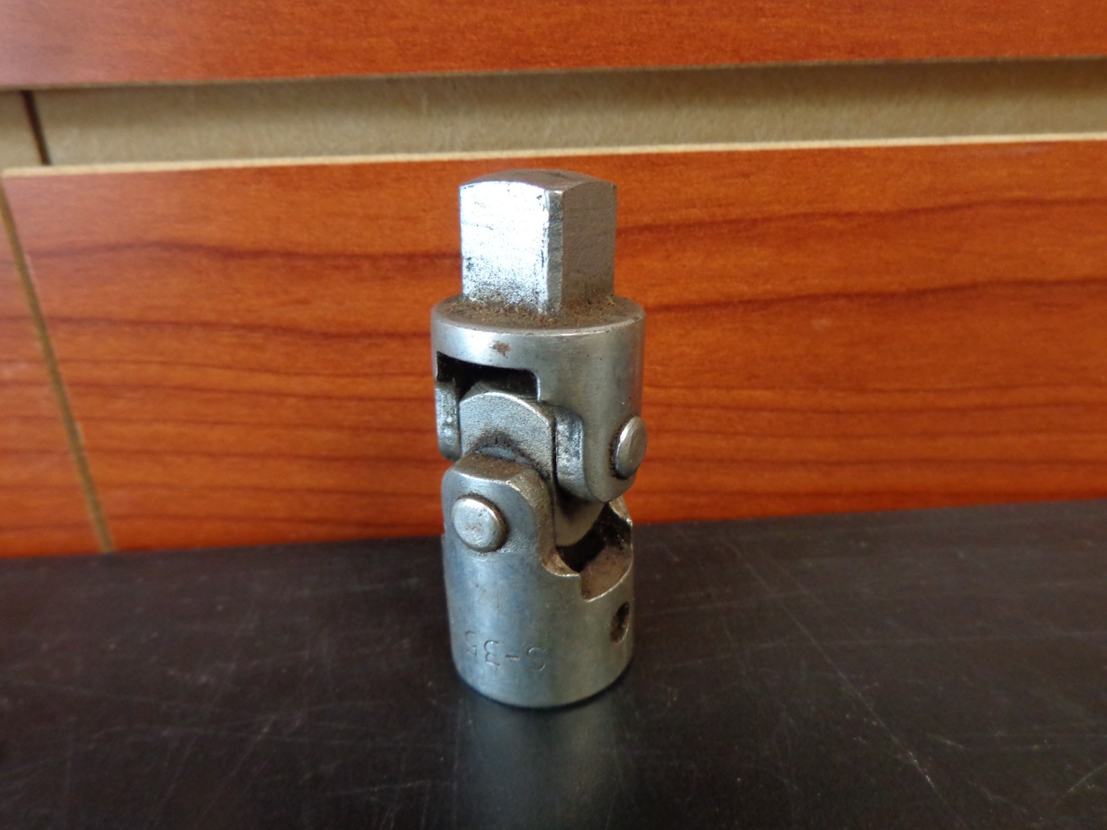 Vintage Heavy Duty Herbrand S-35 1/2″ Universal Swivel Socket USA