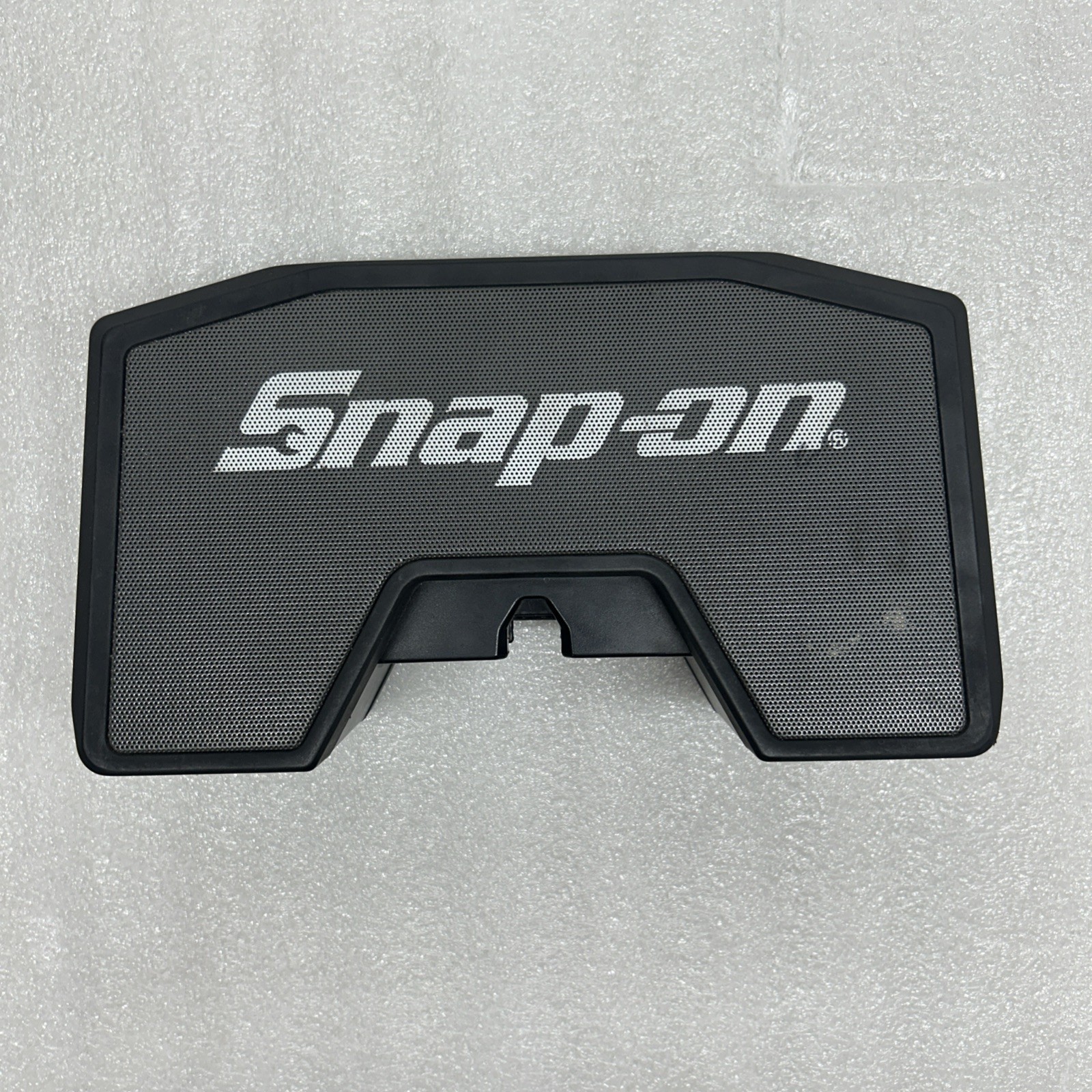 Snap On Black 14.4v Bluetooth Speaker